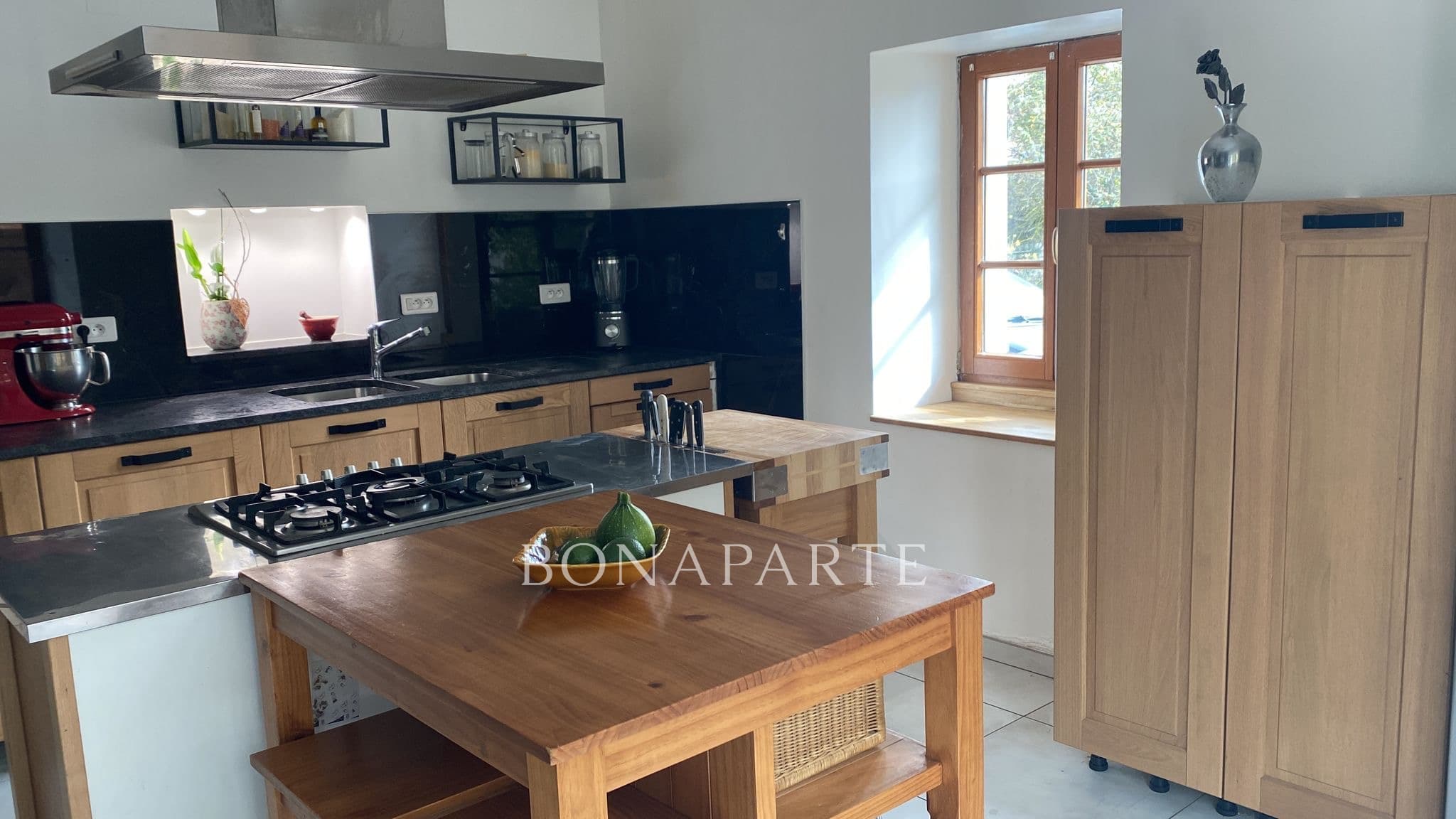 Spacieuse ferme entièrement rénovée idéale famille nombreuse