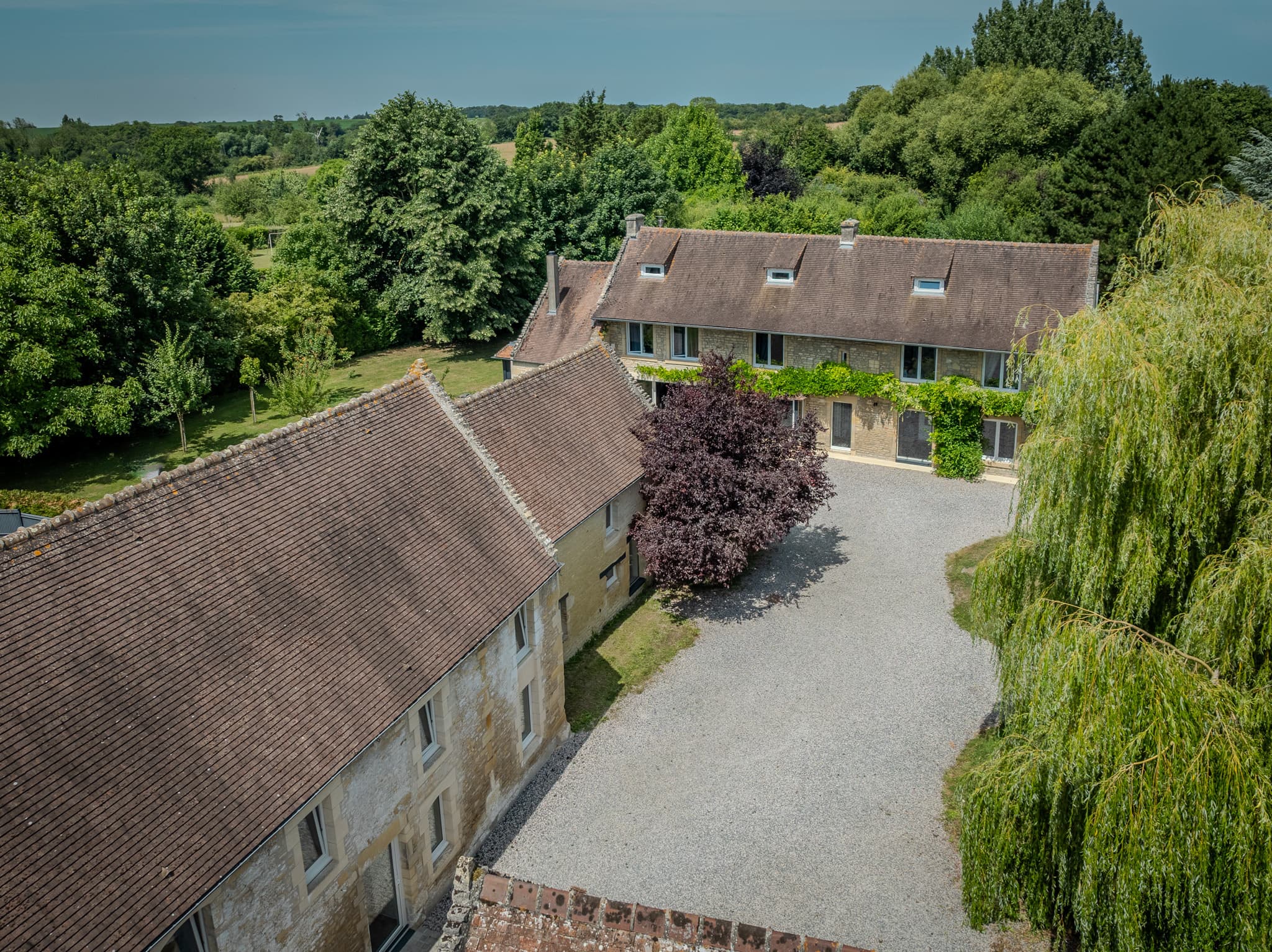 Longère et son gîte entièrement rénovés à 2 pas des plages