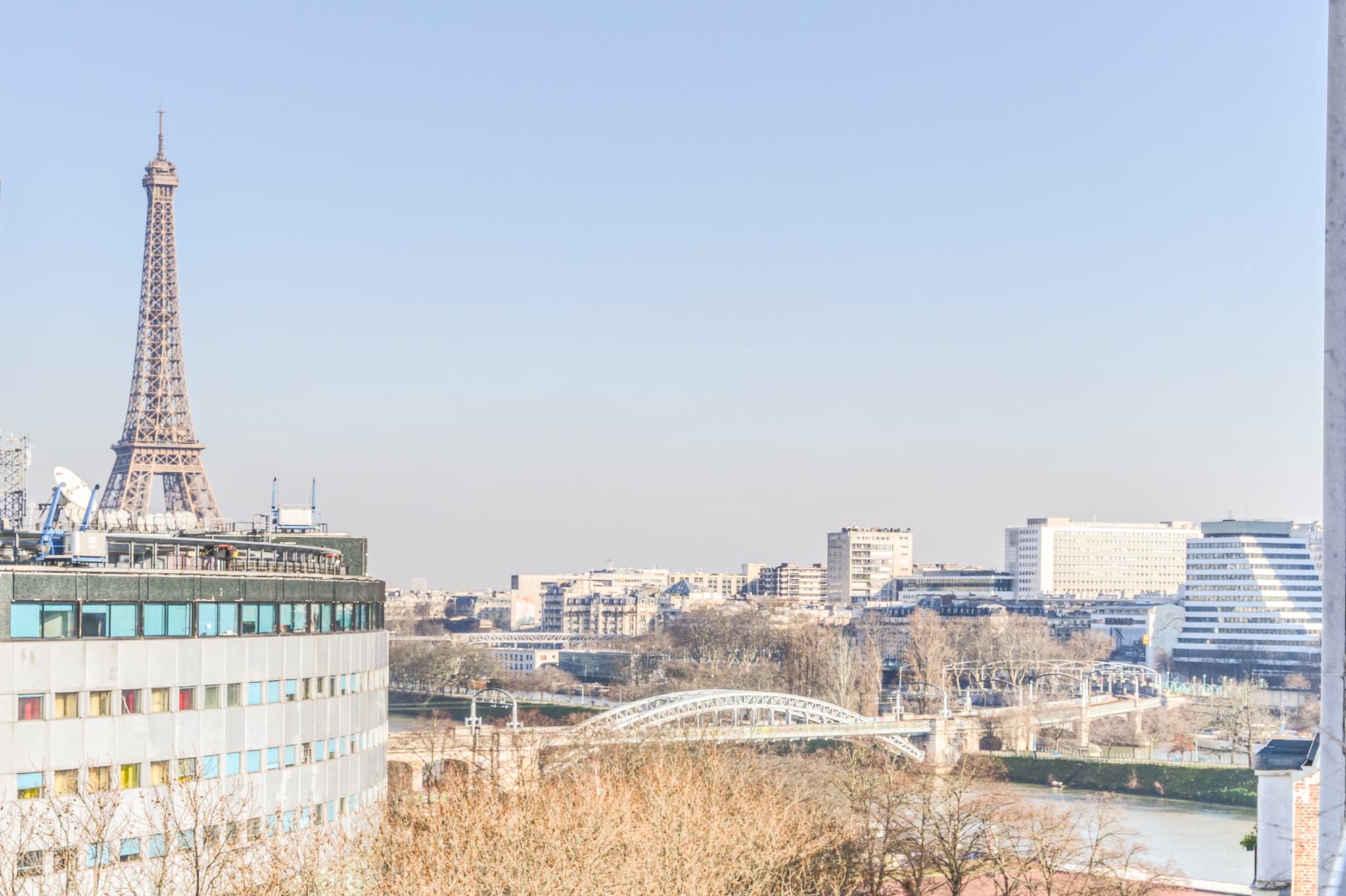 Exceptionnel appartement calme avec terrasse et vue Tour Eif