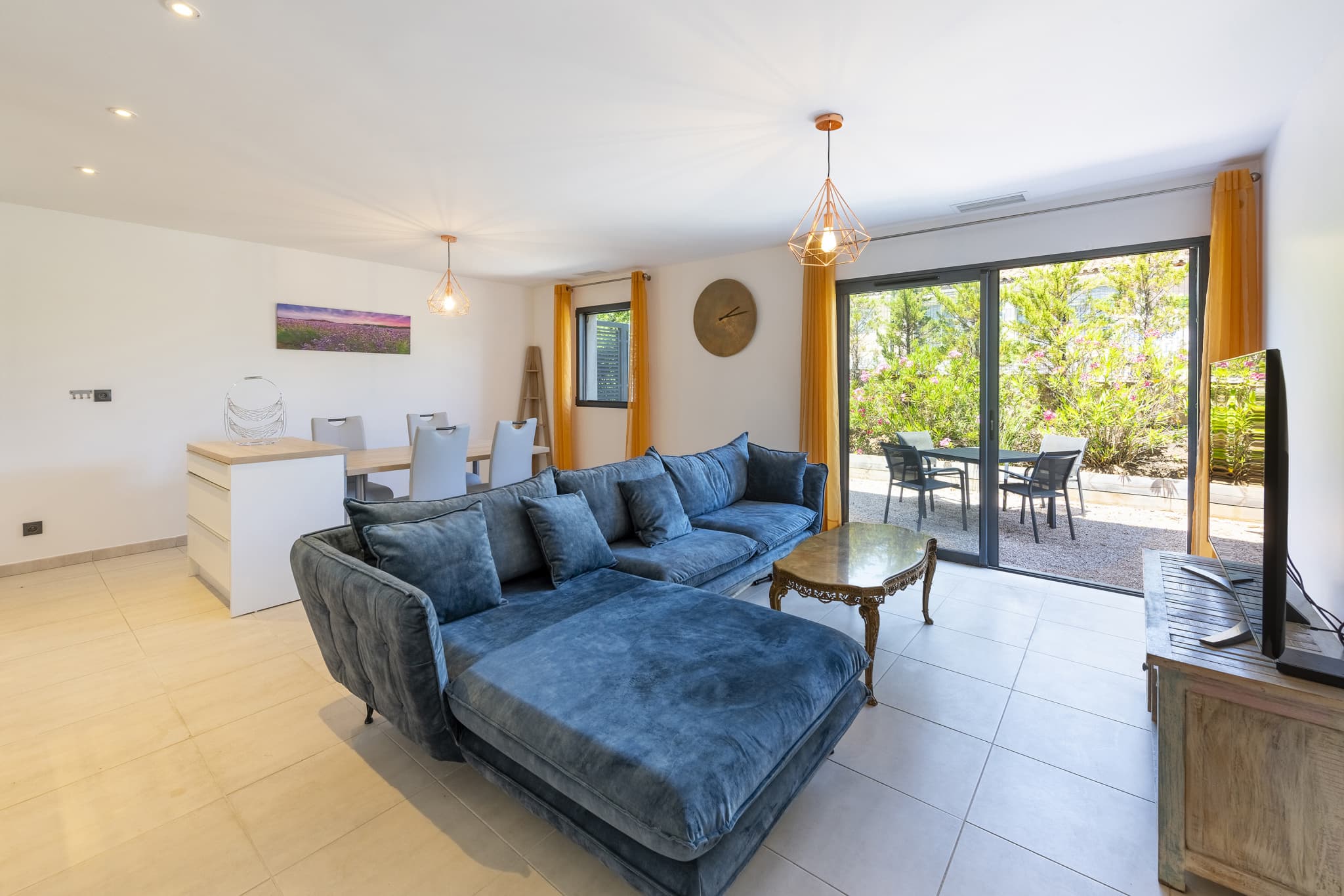 Situé à 50m de la plage, appartement T3 RDJ récent