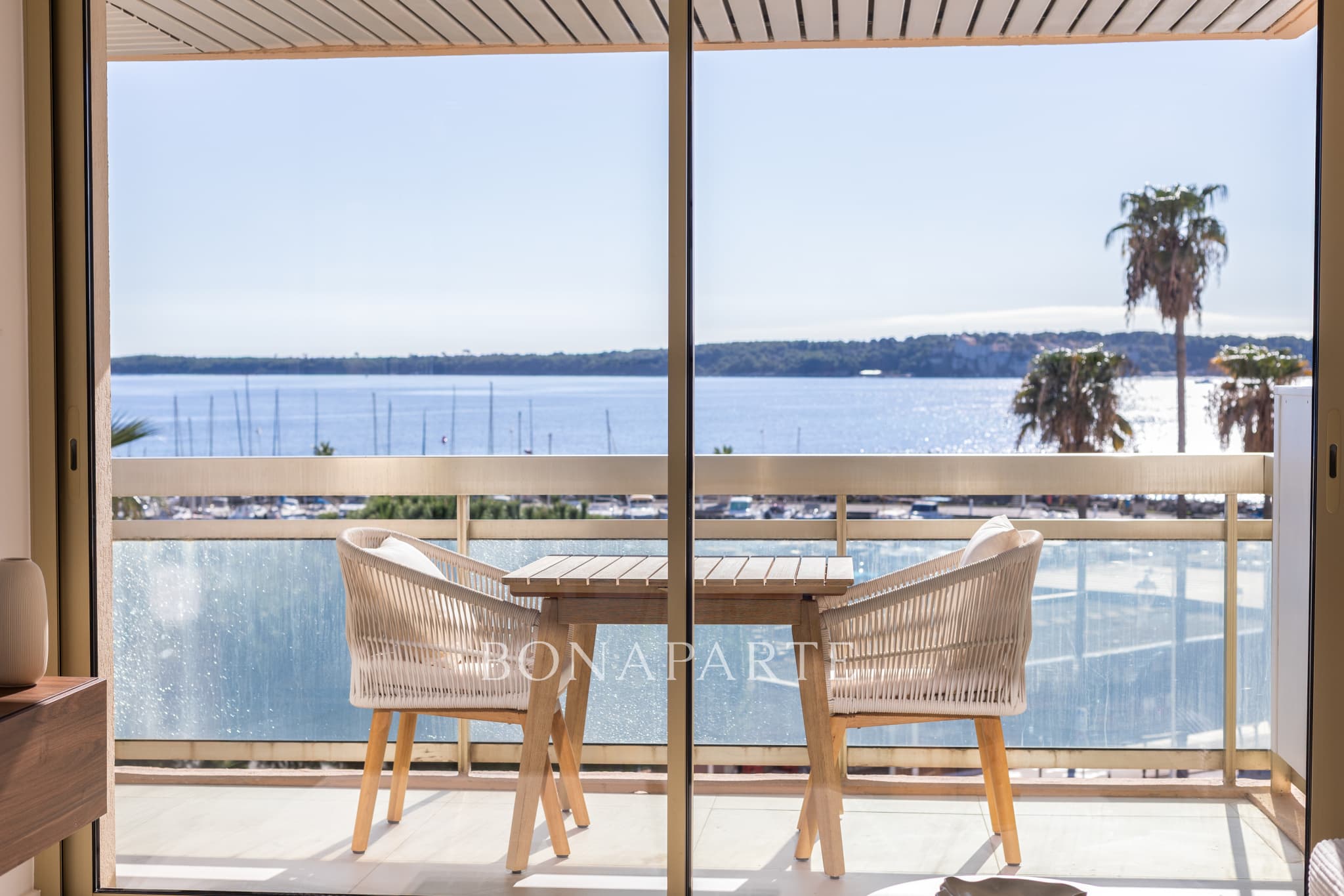 CANNES Palm Beach - 2 pièces vue mer panoramique - EXCLU