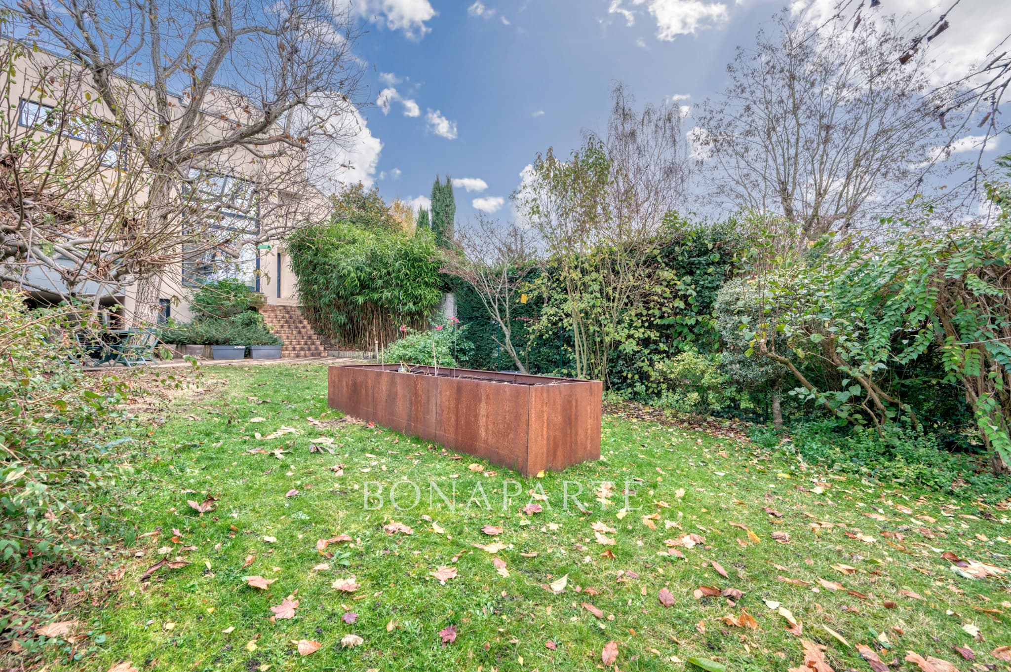 Maison d'architecte de 416m2 située au Mont Valérien