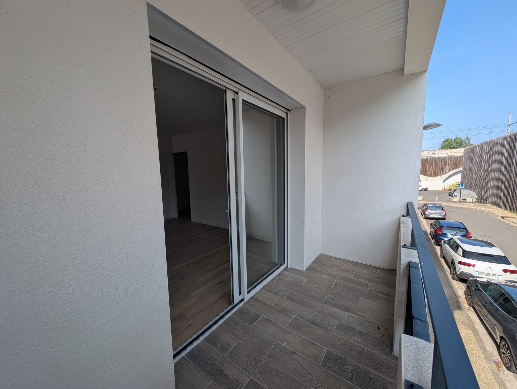 Pleasant 2-bedroom apartment with balcony
