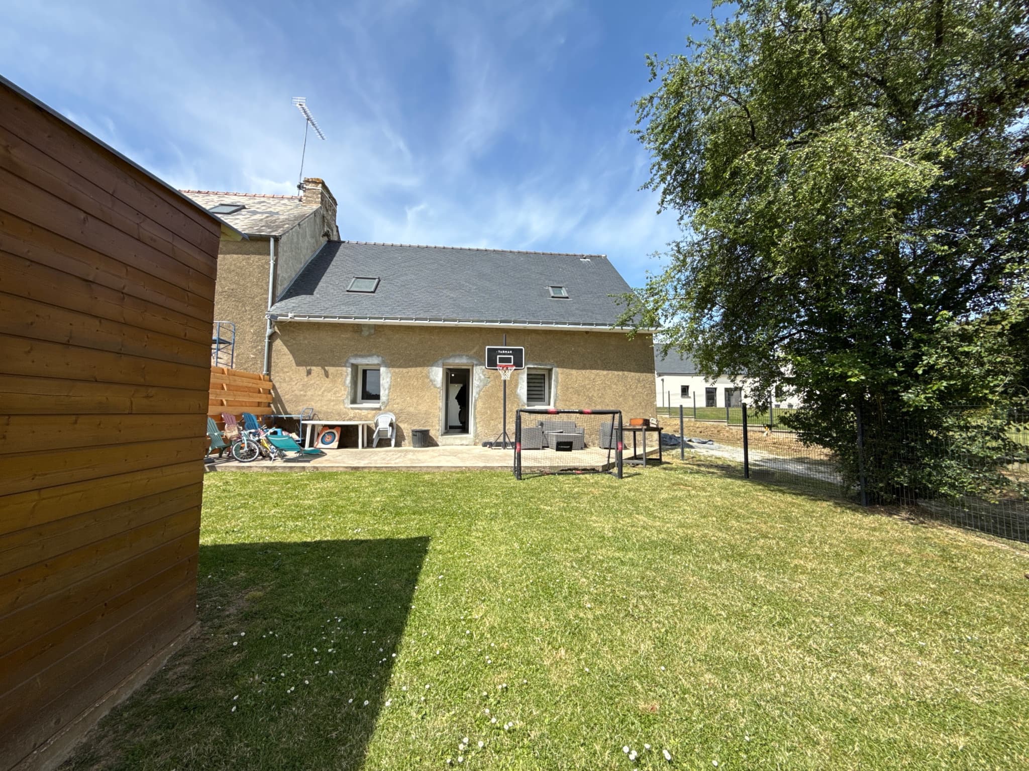 Charming renovated stone house in Bains-sur-Oust