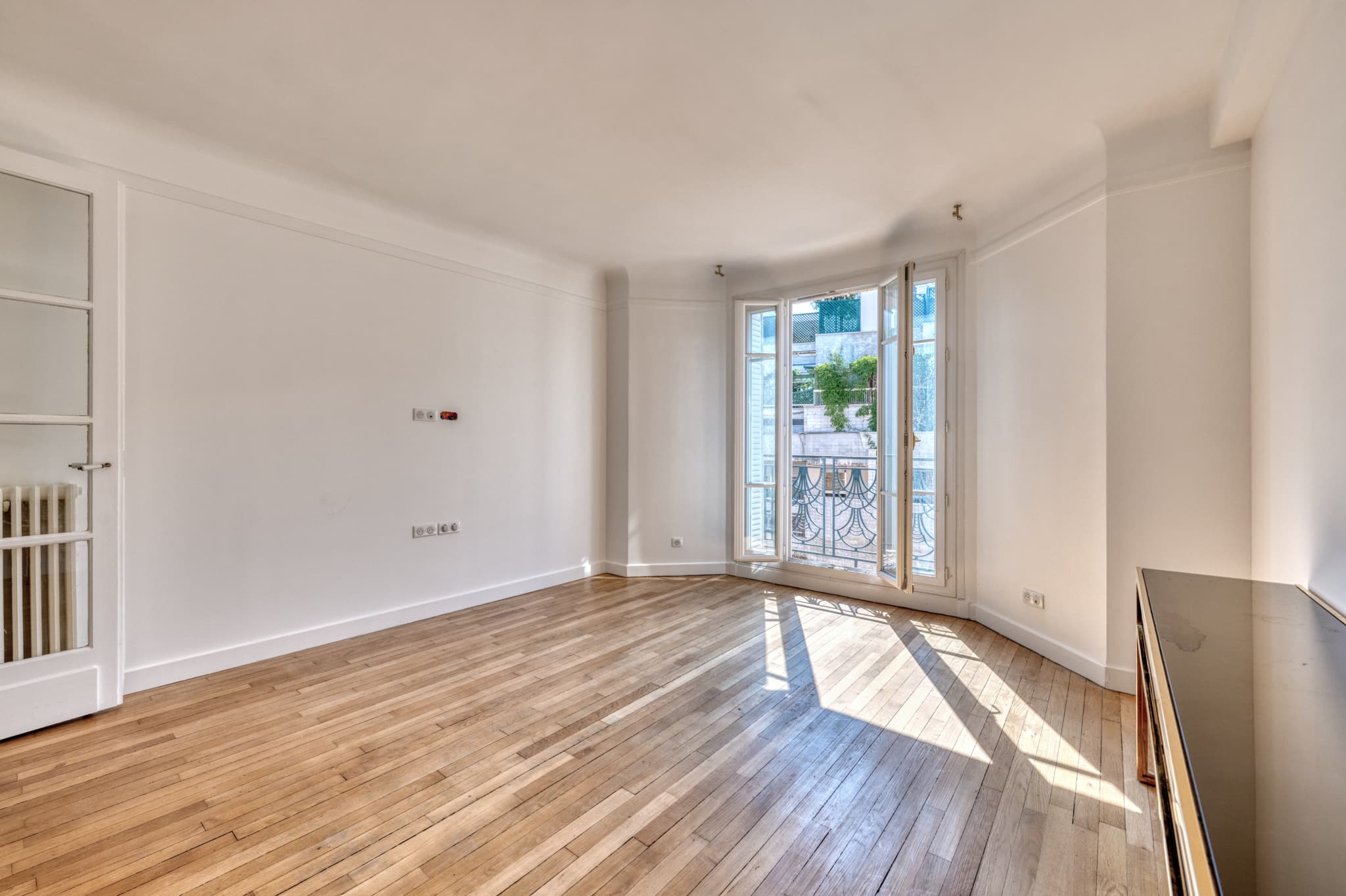 Three rooms completely renovated