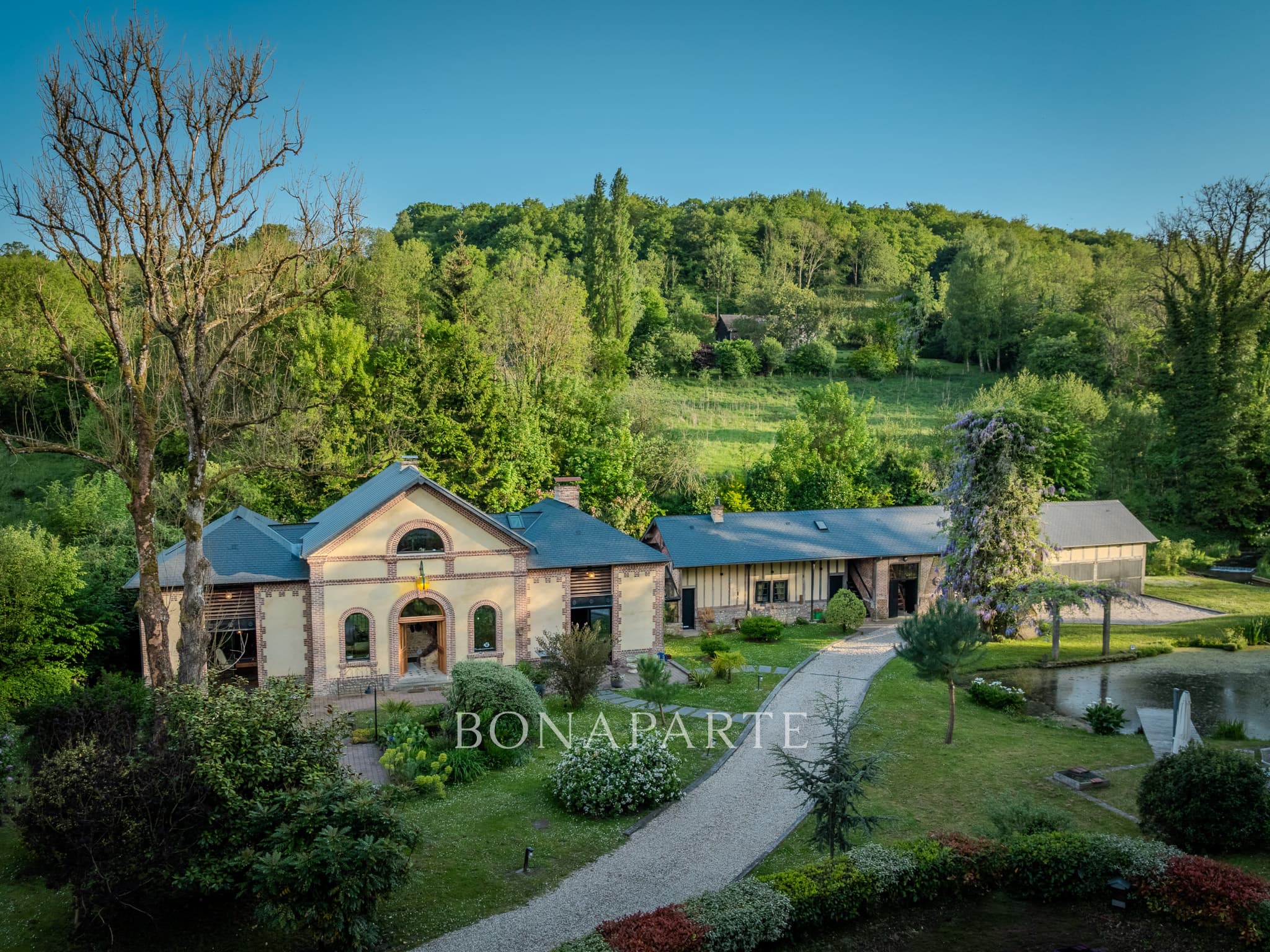 Ancienne scierie entièrement rénovée