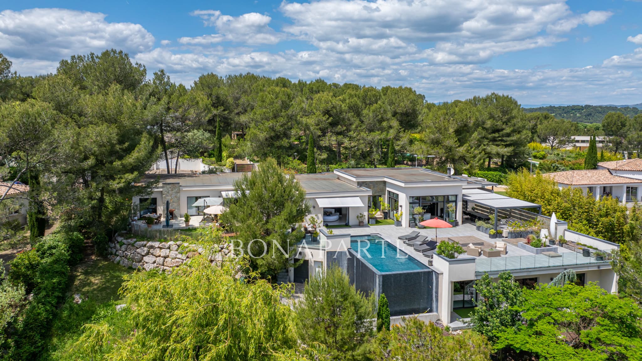 Propriété d'exception avec vue mer et espace bien-être   Sai