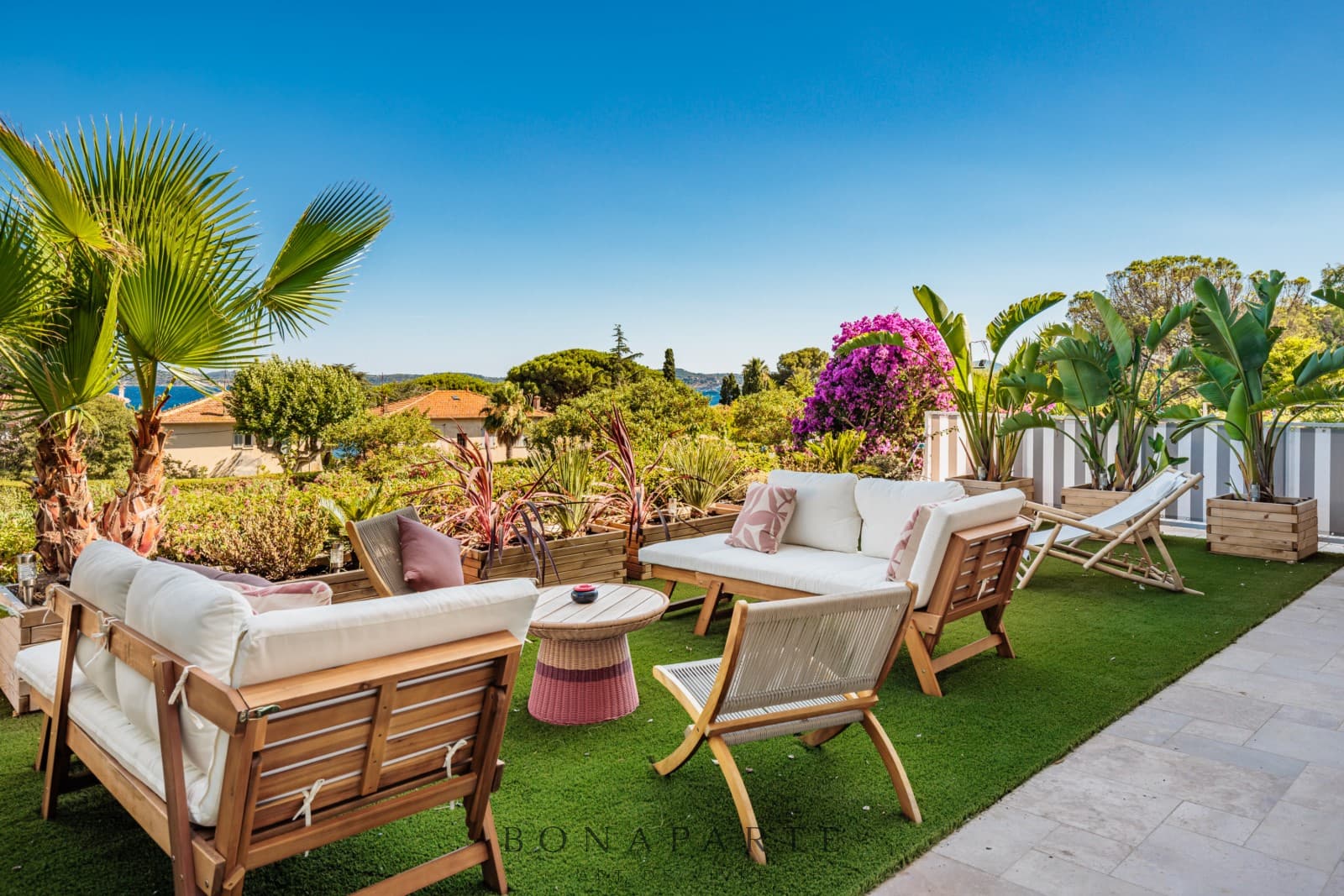 Appartement T3, centre-ville avec vue mer. Rénové en 2025