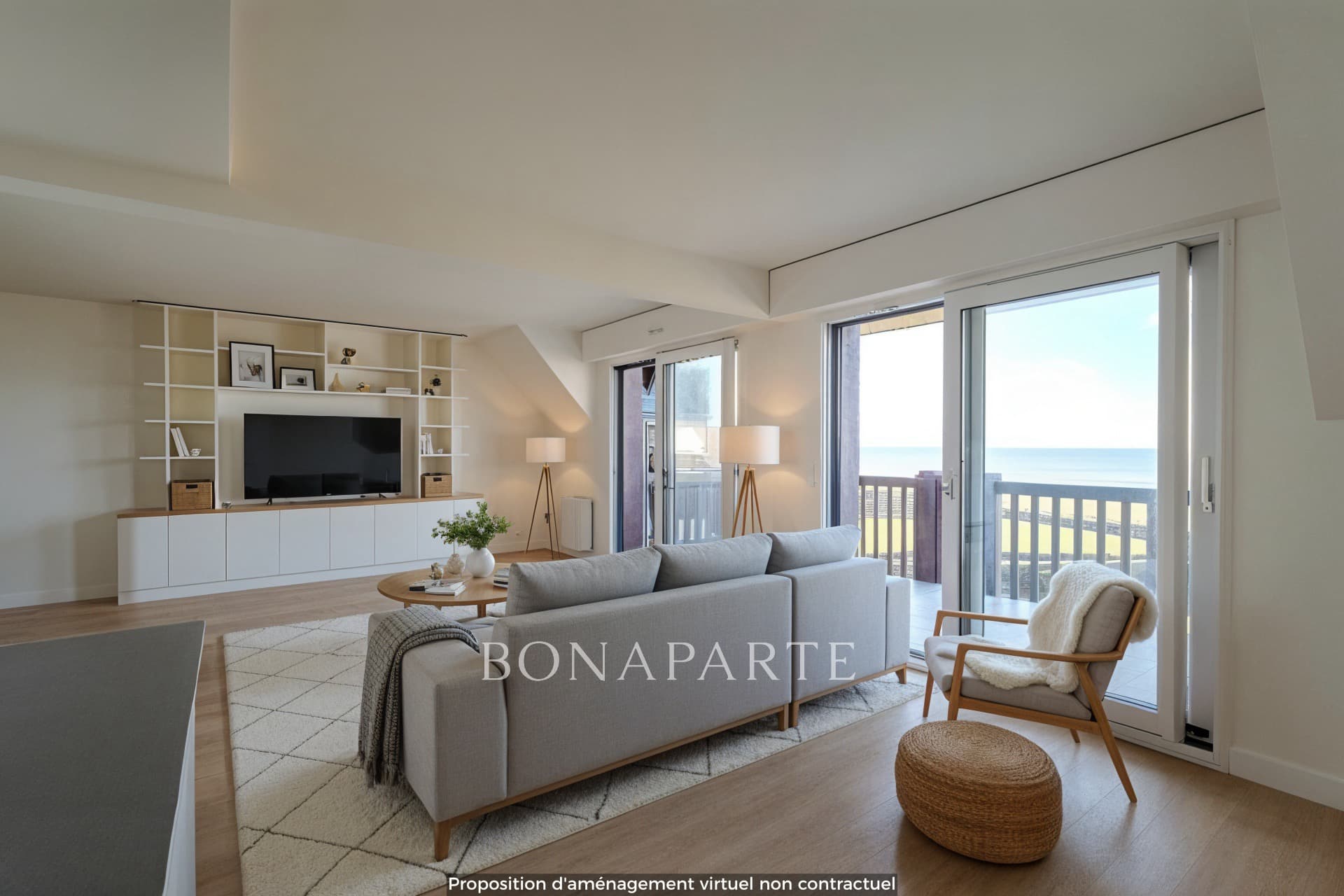 Appartement d'exception face à la mer