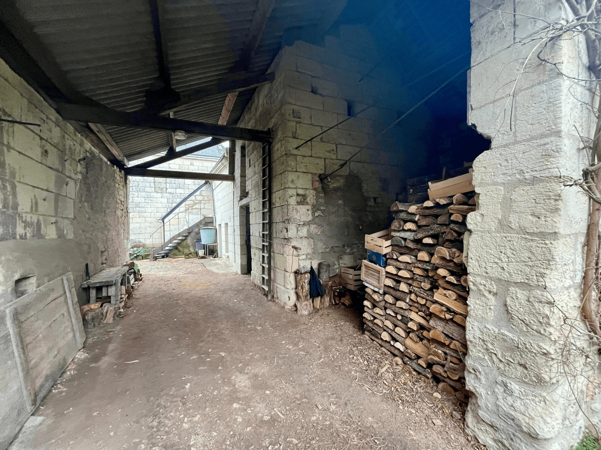 Image 4