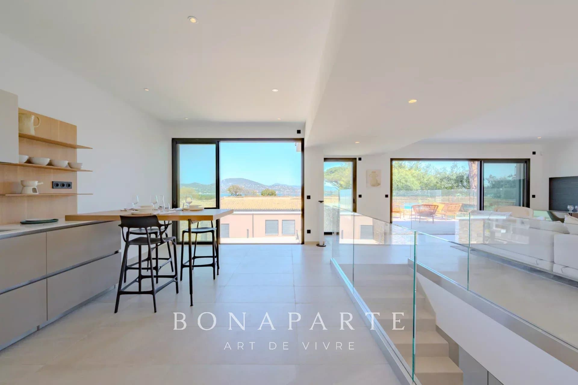 GASSIN - SAINT-TROPEZ Exclusivité : Magnifique villa-appartement en duplex avec très belle vue mer - Photo 26