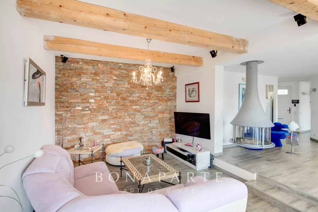 Saint-Raphaël - Superbe villa rénovée avec piscine - Photo 3