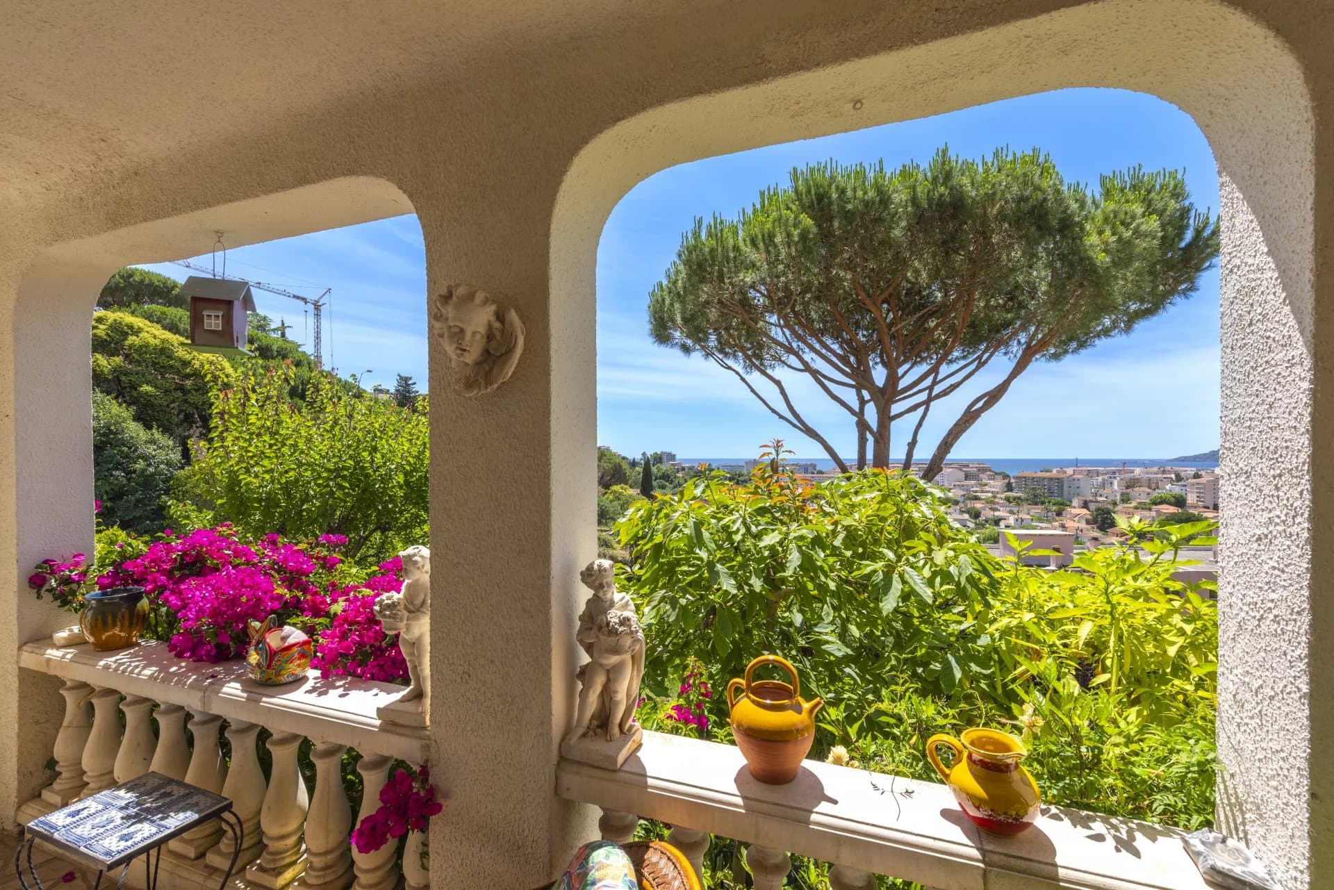 NOUVEAUTÉ CANNES - SUPERBE VILLA BELLE ÉPOQUE À LA VUE MER PANORAMIQUE - Photo 10