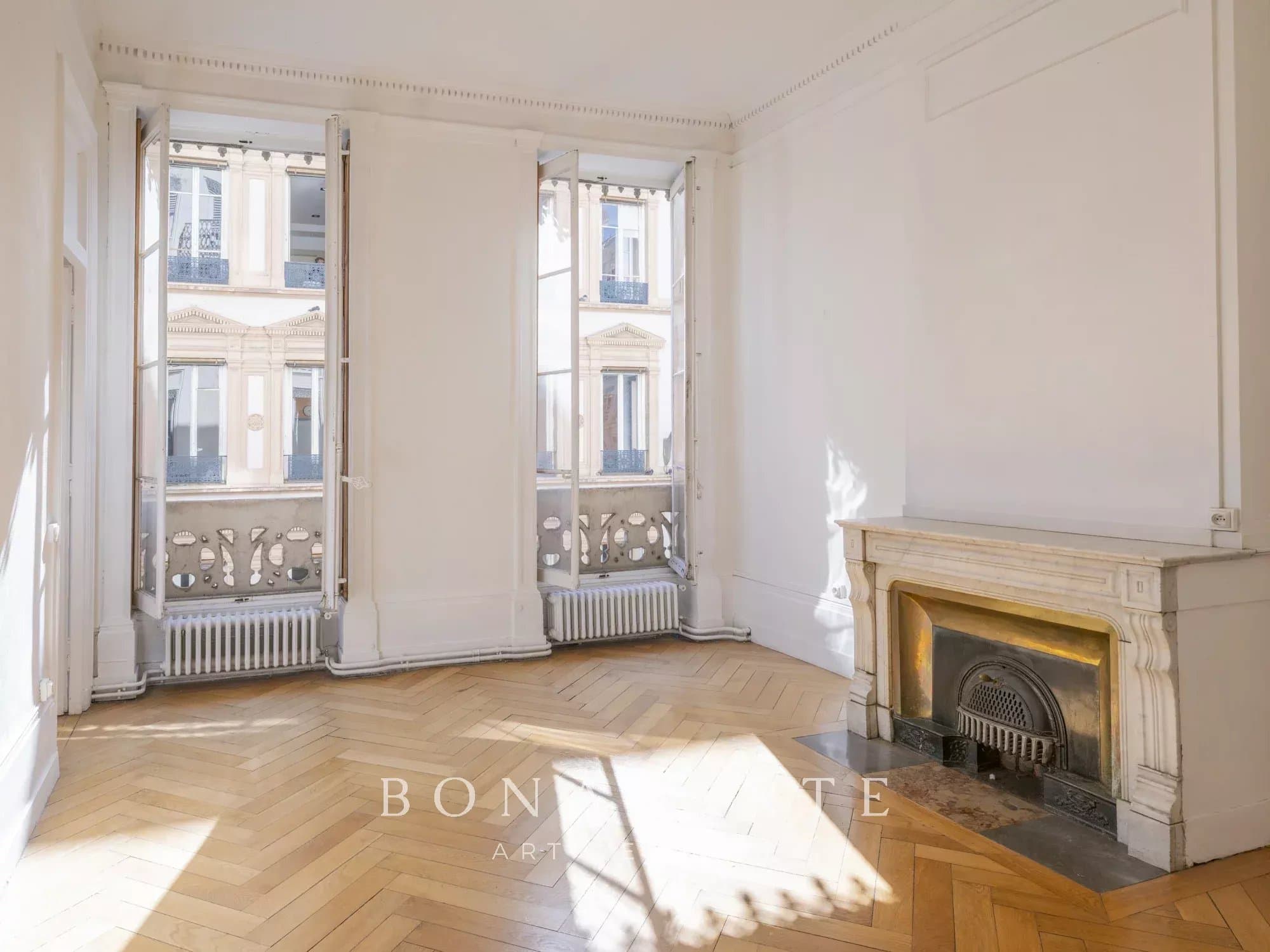 LYON 1ER, APPARTEMENT BOURGEOIS DE CARACTERE, 3 CHAMBRES, VUE FOURVIERE - Photo 10