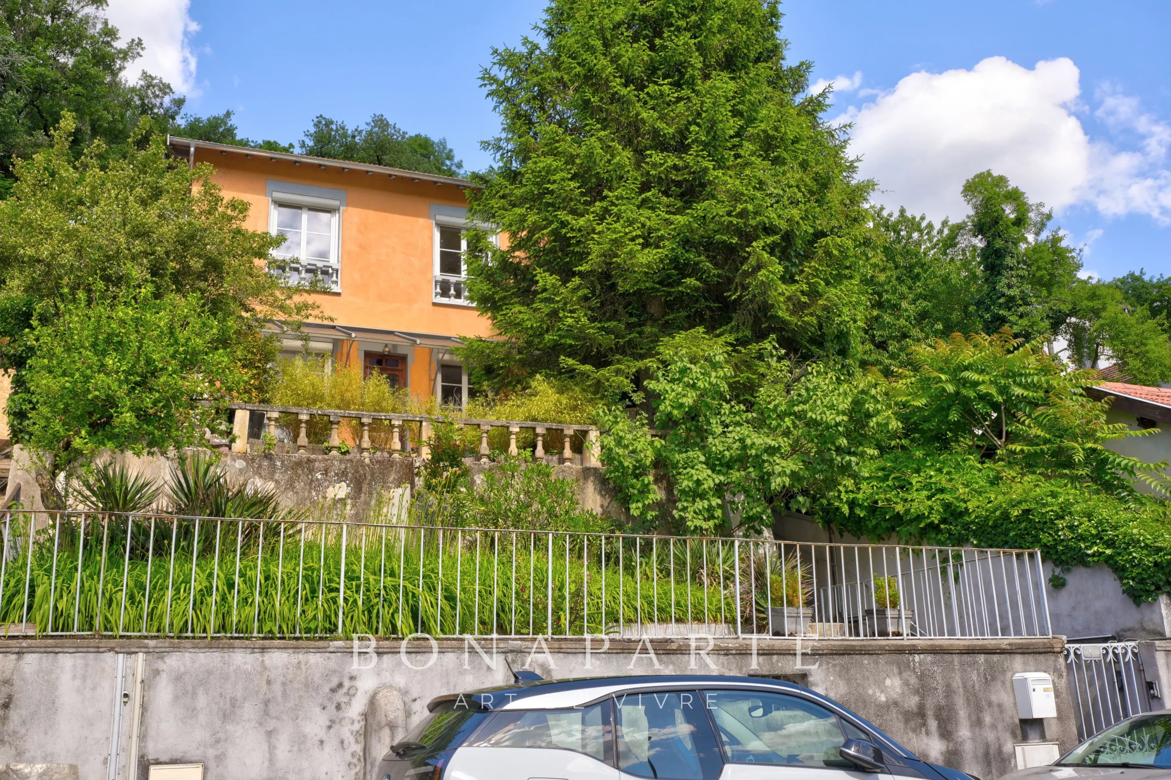 CALUIRE / QUARTIER VASSIEUX - MAISON DE VILLE / 4 CHAMBRES - CACHET DE L’ANCIEN - Photo 15
