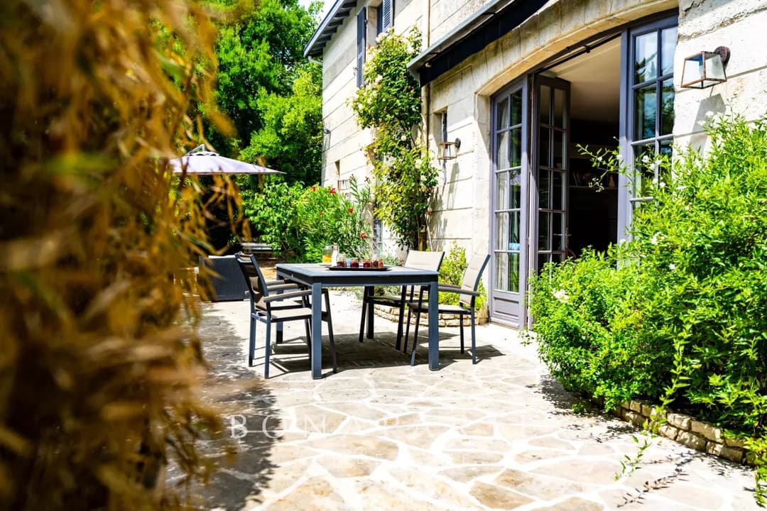 Demeure bourgeoise élégante et conviviale en coeur de ville - Photo 14