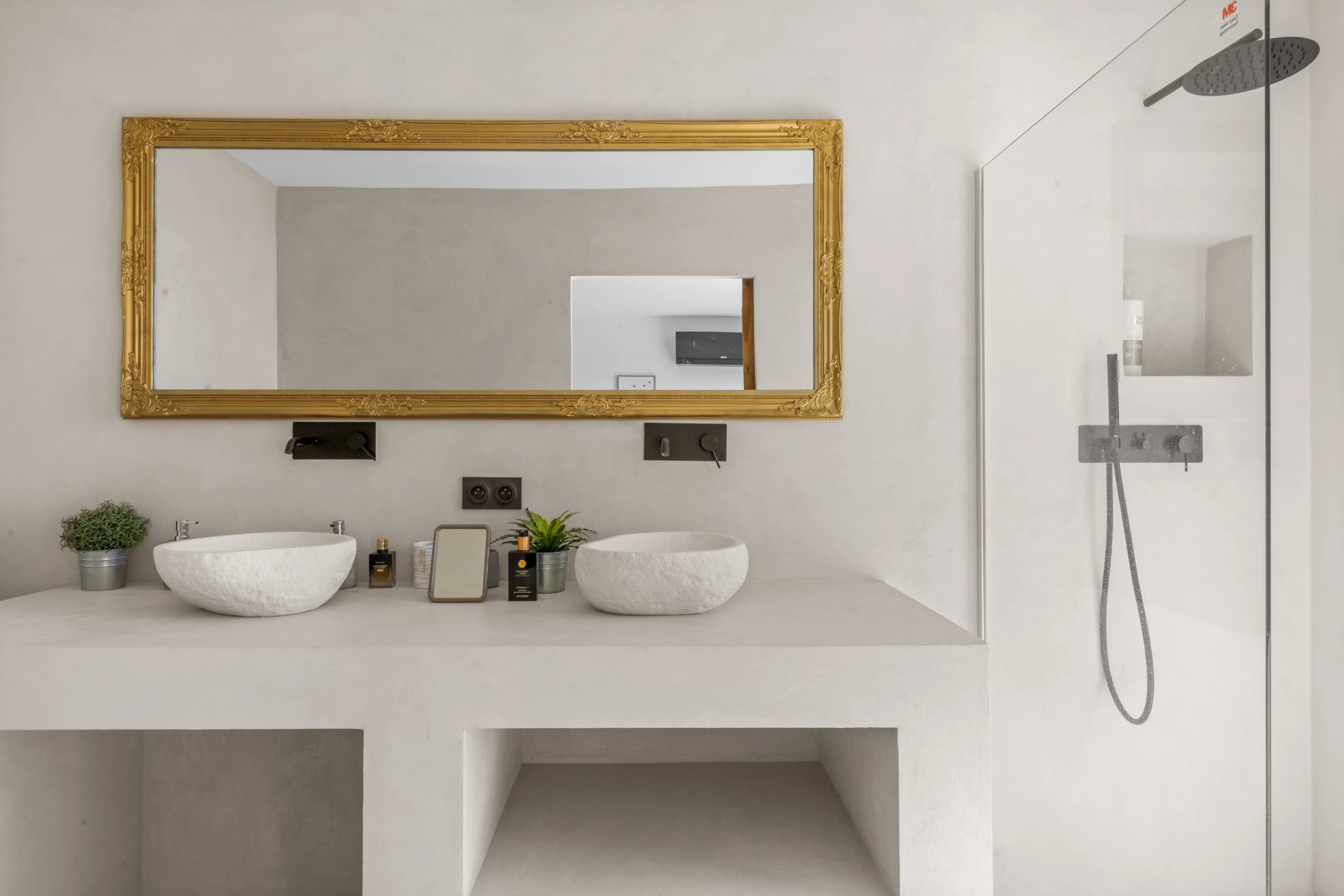 Aux portes de SUPER CANNES, élégante villa entiérement rénovée - vue mer panoramique - position dominante - Photo 19