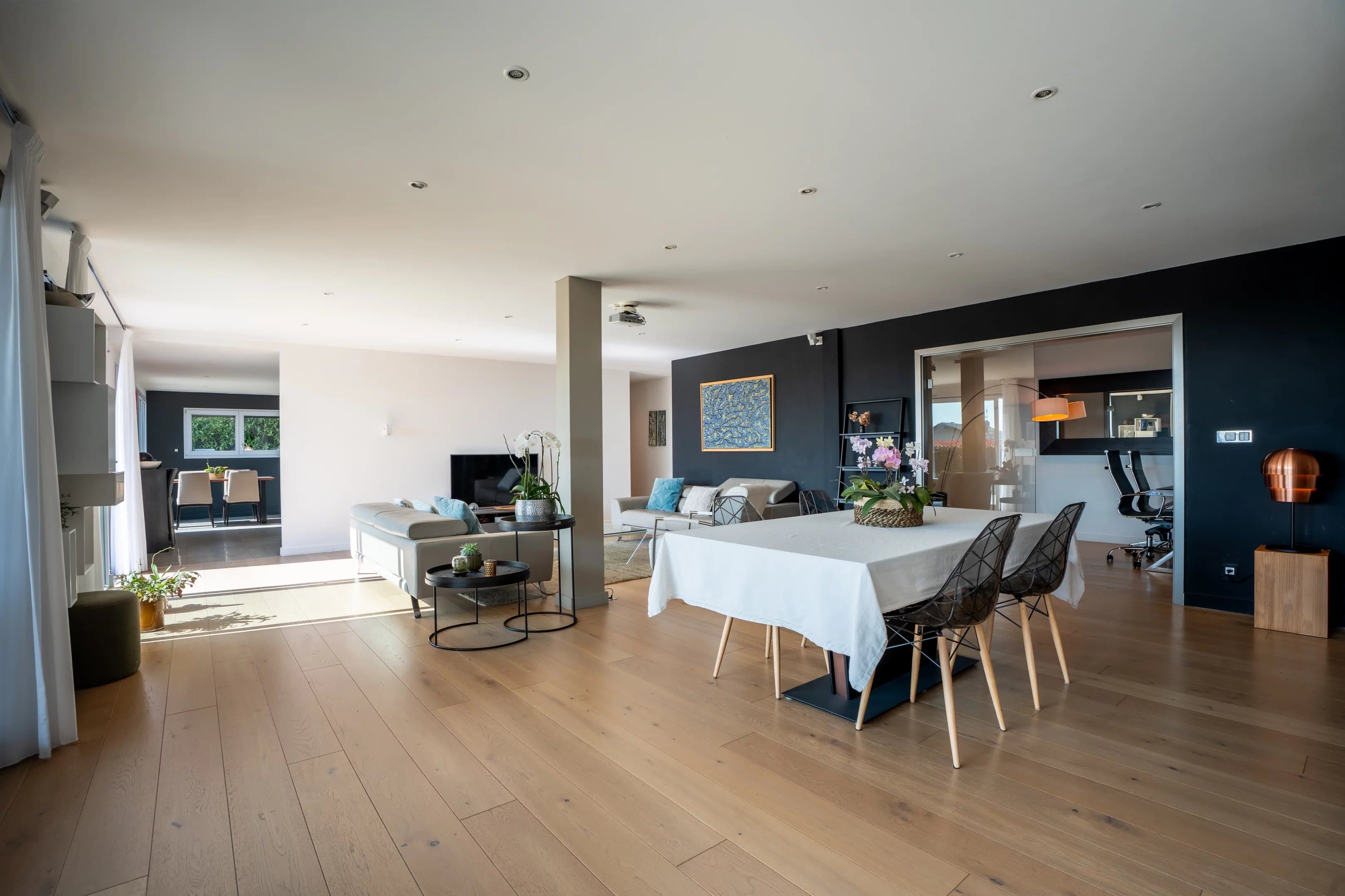 DIVONNE-LES-BAINS - APPARTEMENT D’EXCEPTION AVEC VUE SUR LES ALPES - Photo 3