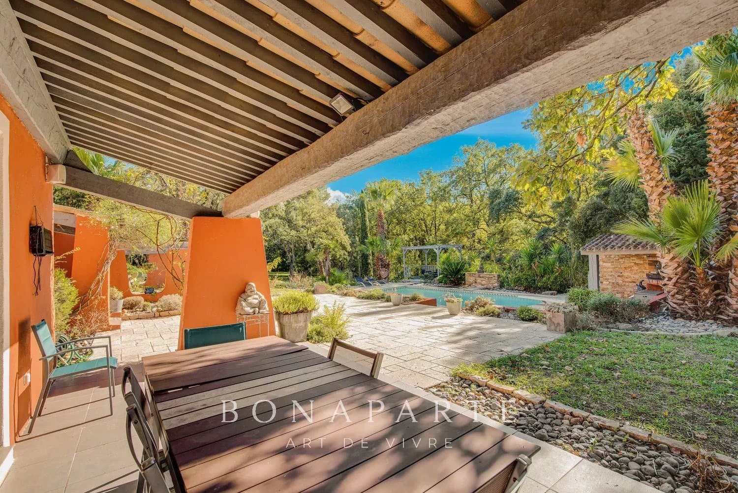 Véritable mas provençal au cœur d'une propriété de plus de 8000m² - Photo 11