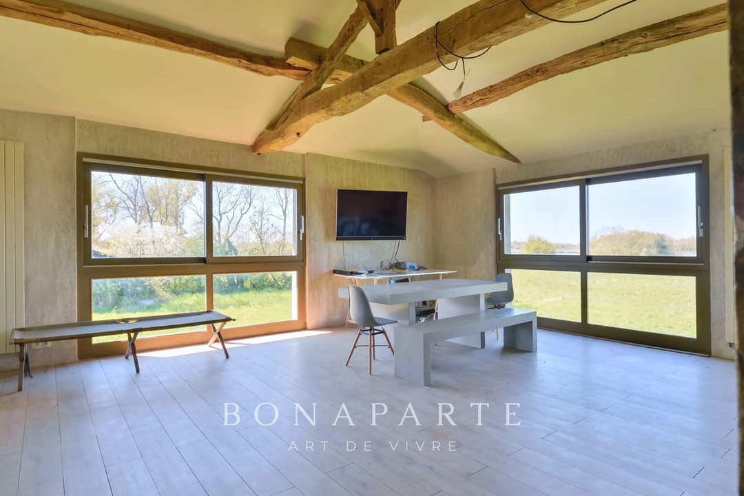 PROPRIÉTÉ EXCEPTIONNELLE DANS LA DOMBES- 118 hec DE PRAIRIES, BOIS ET ETANG - Photo 5