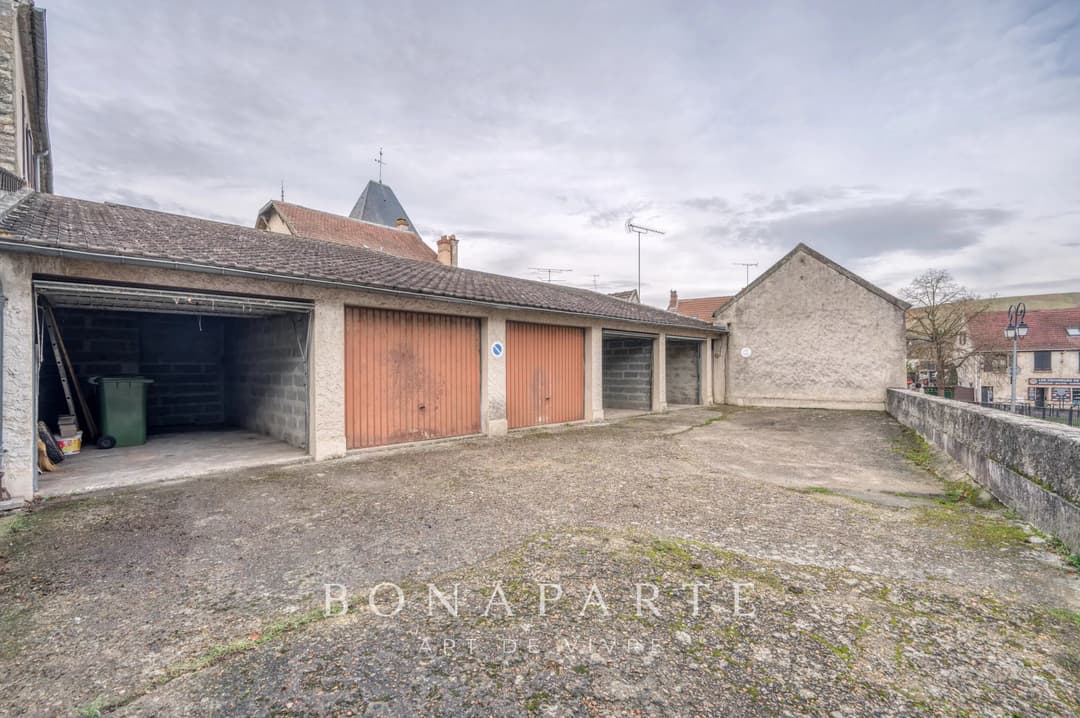 BEYNES (78) - IMMEUBLE DE RAPPORT - CENTRE-VILLE - Photo 2