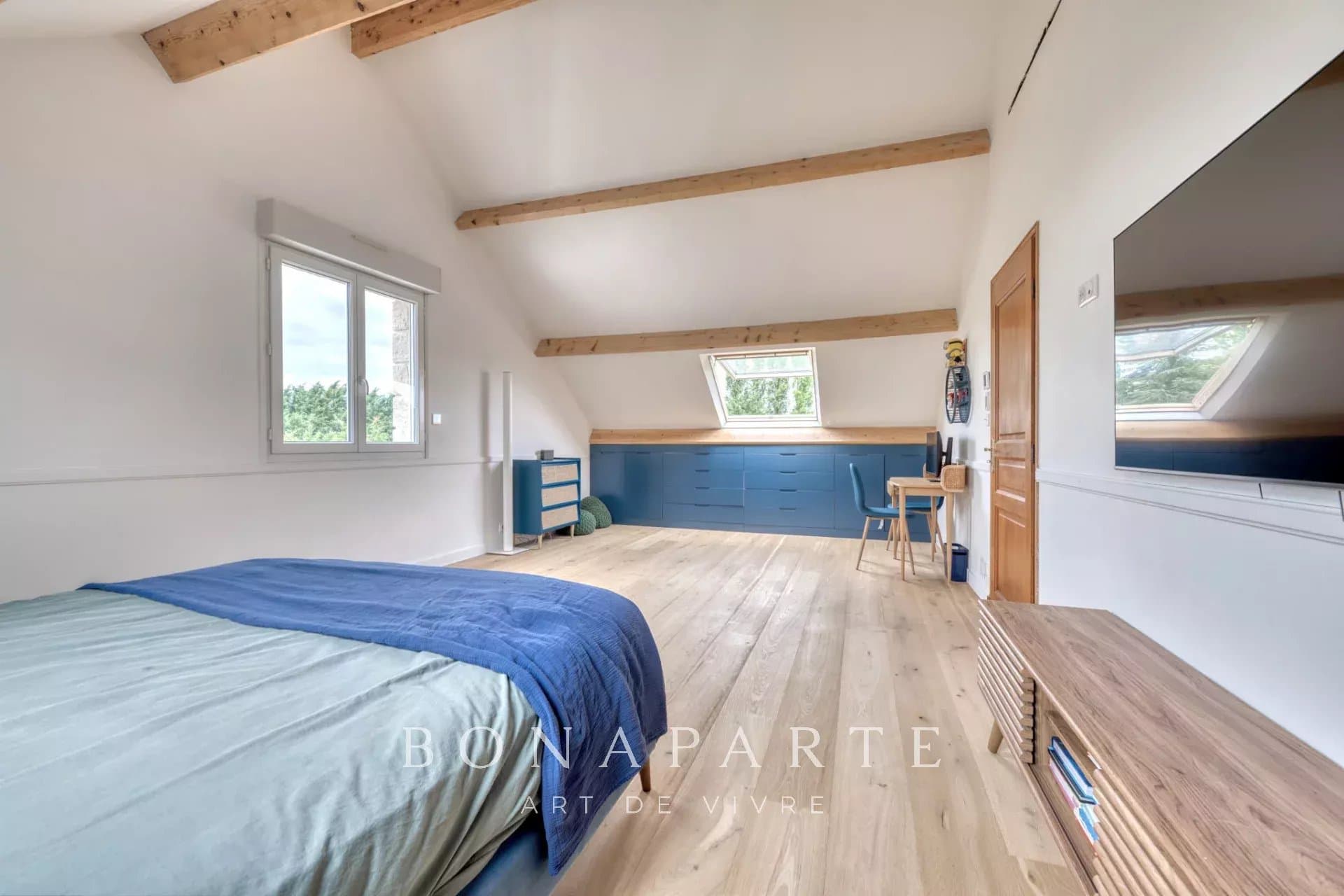 Maison familiale de 280m2 refaite à neuf avec piscine - Photo 14