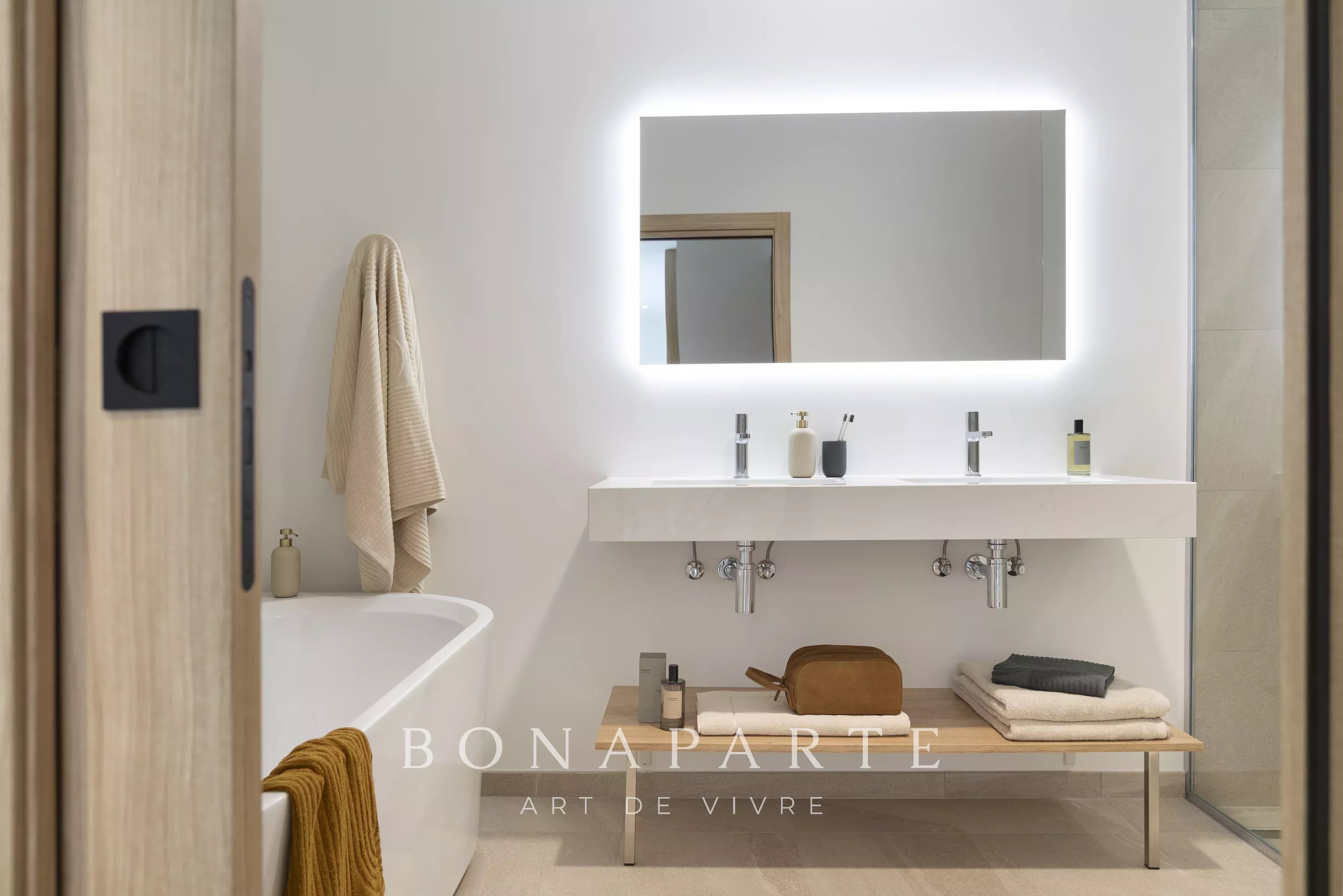 GASSIN - SAINT-TROPEZ Exclusivité : Magnifique villa-appartement en duplex avec très belle vue mer - Photo 34