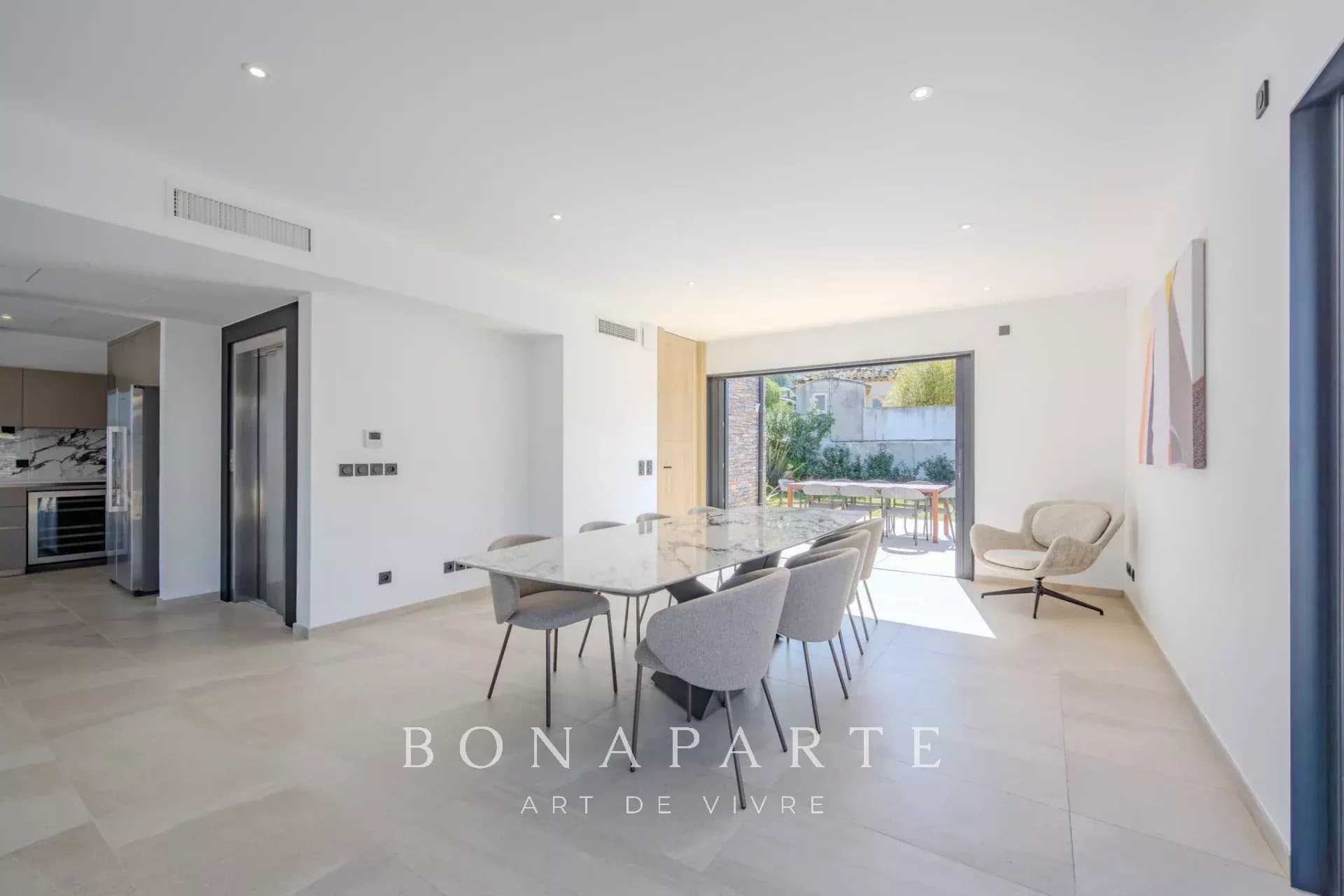 SAINT-TROPEZ GASSIN Exclusivité : Superbe villa-appartement en duplex avec vue mer exceptionnelle - Photo 37