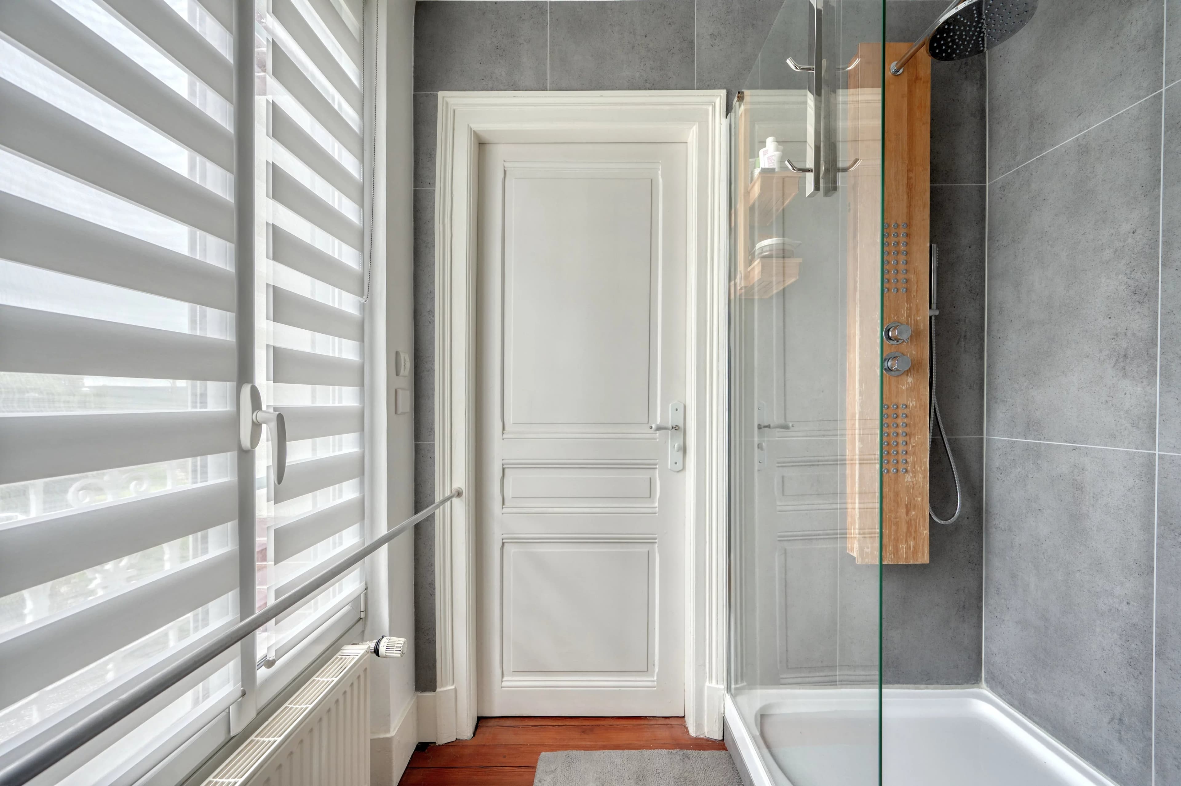 Maison de maître en meulière – 264 m² – Parc arboré de 1 440 m² à 40 min de Paris - Photo 18