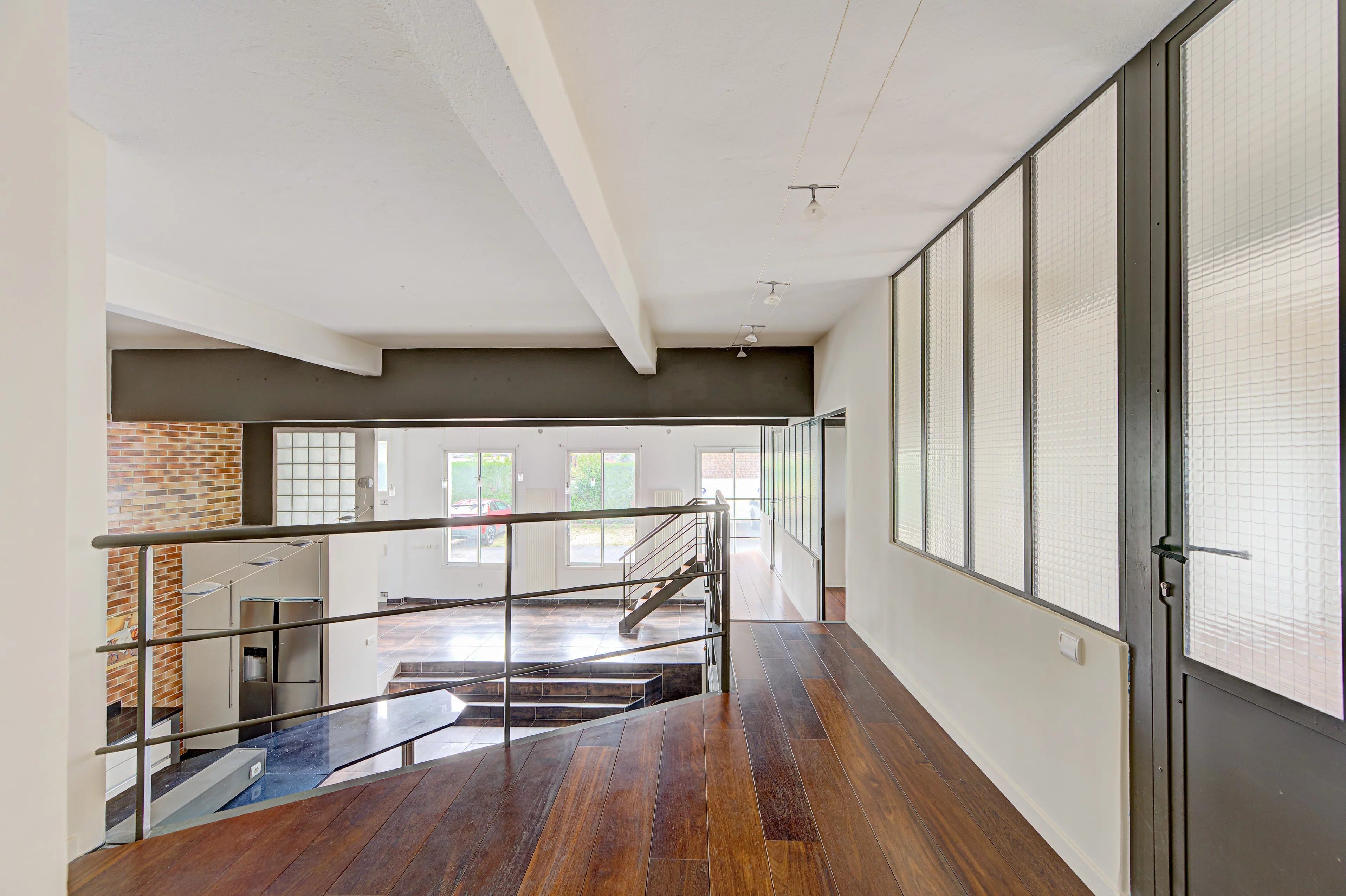 COLOMBES gare - Loft de 205 m² | Terrasse privative | Double parking - Photo 9