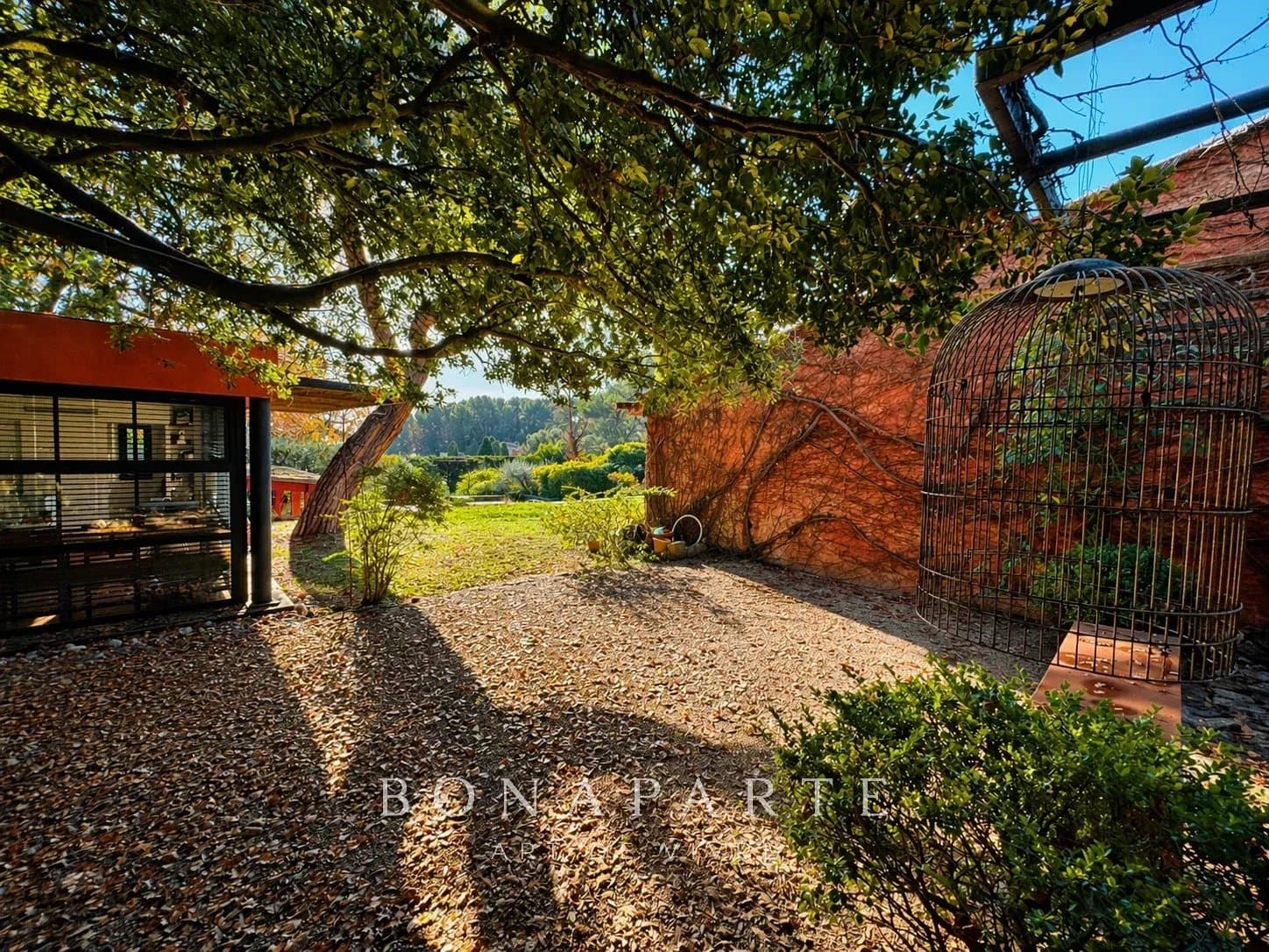 Le Cannet / Mougins Maison d’architecte avec vue dégagée jusqu'à la mer à l'atmosphère unique - Photo 13
