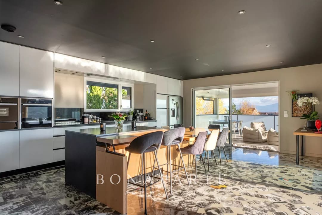 Divonne-les-Bains - Magnifique villa contemporaine avec piscine et vue Mont-Blanc - Photo 5