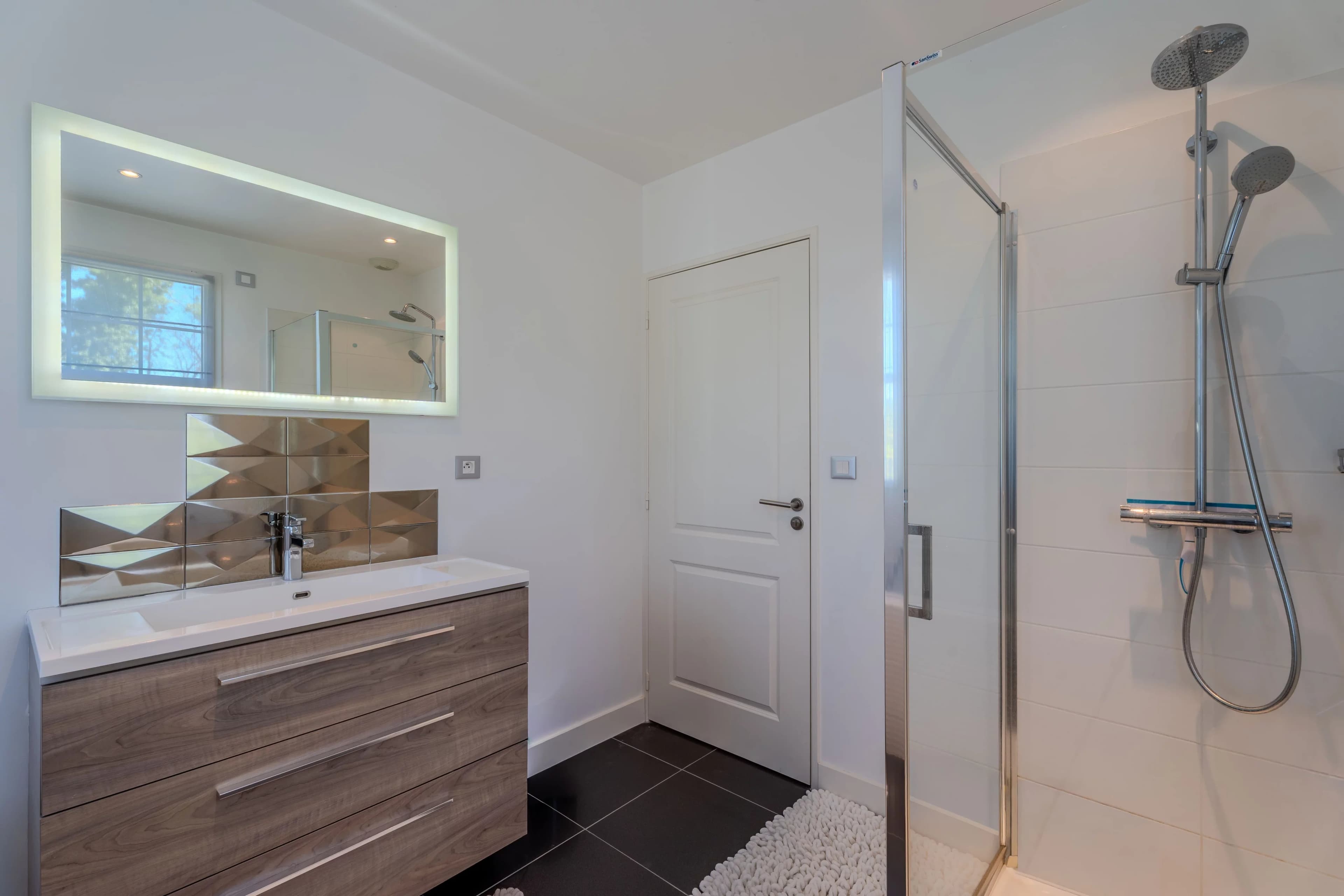 TOUQUES – PROPRIÉTÉ CONTEMPORAINE EXCEPTIONNELLE AUX PORTES DE DEAUVILLE - Photo 16