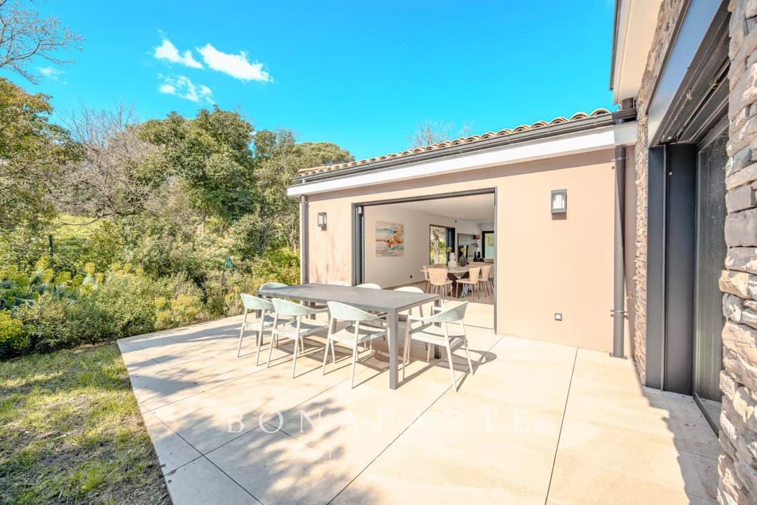 EXCLUSIVITE : Magnifique "villa appartement" en duplex avec tres belle vue mer - Photo 31