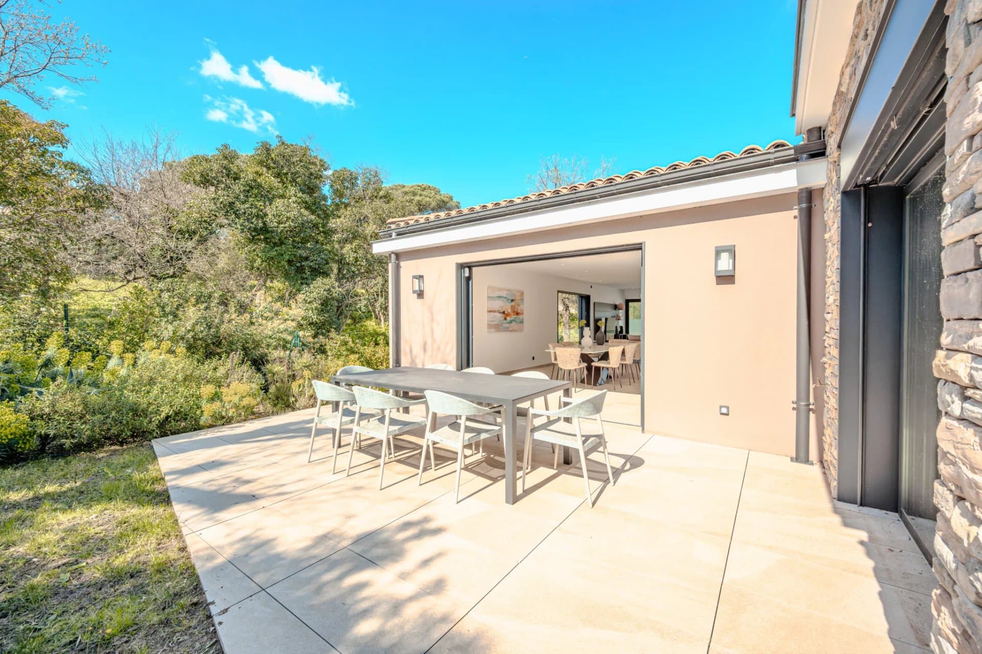 EXCLUSIVITE : Magnifique "villa appartement" en duplex avec très belle vue mer - Photo 31