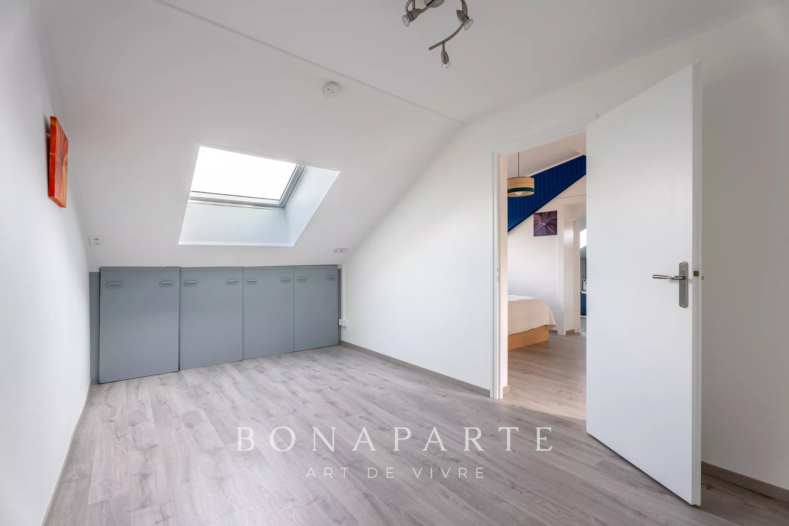 PÉRON, MAISON P7 AVEC NOMBREUSES ANNEXES, CHARME AUTHENTIQUE - Photo 10