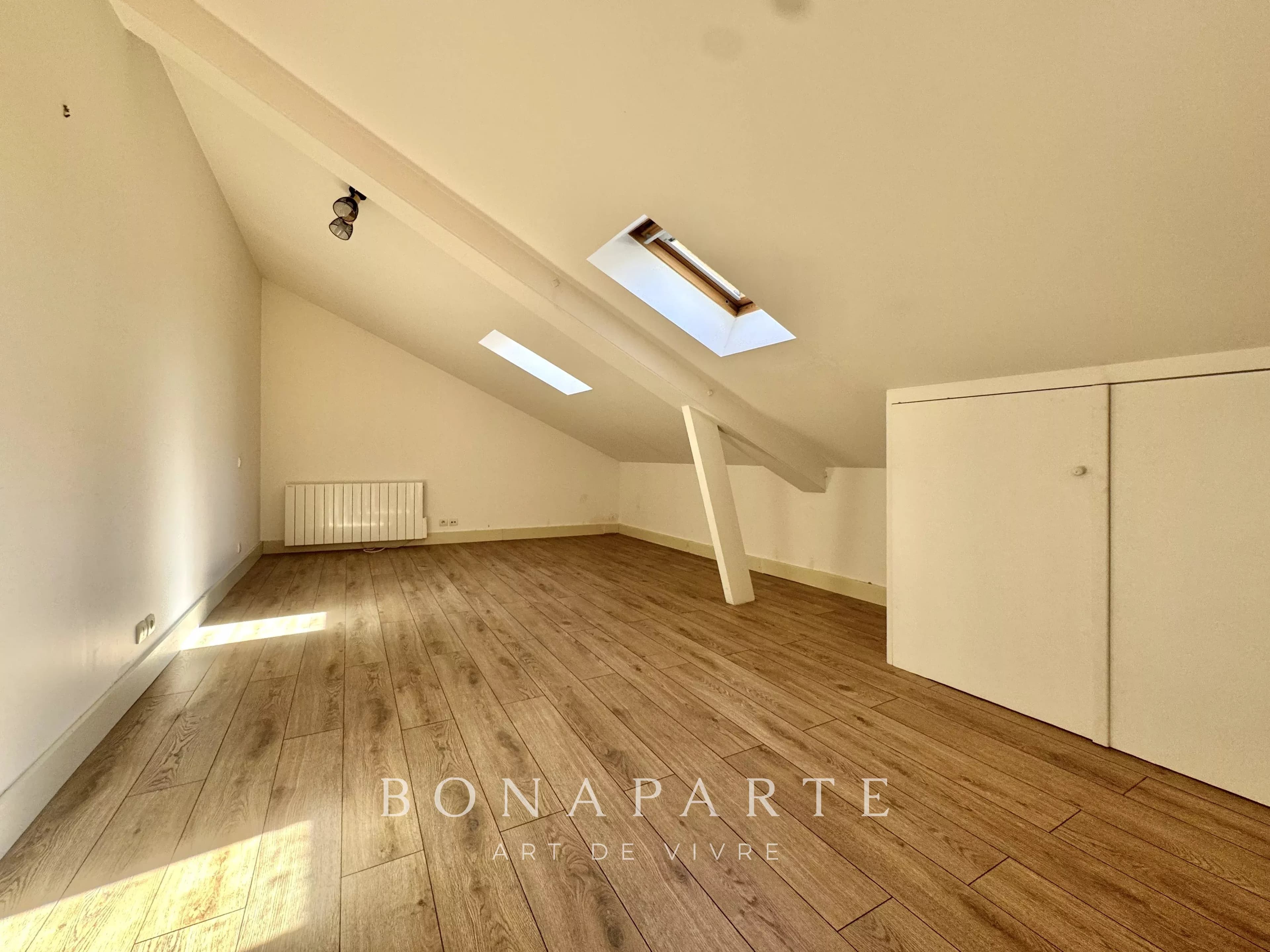SAUMUR - APPARTEMENT DE PLAIN-PIED - 88 M² - Photo 10