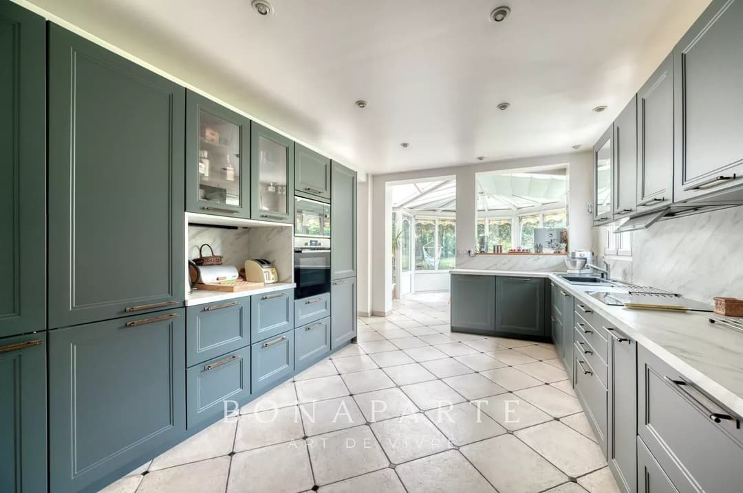 Maison de maître en meulière – 264 m² – Parc arboré de 1 440 m² à 40 min de Paris - Photo 7