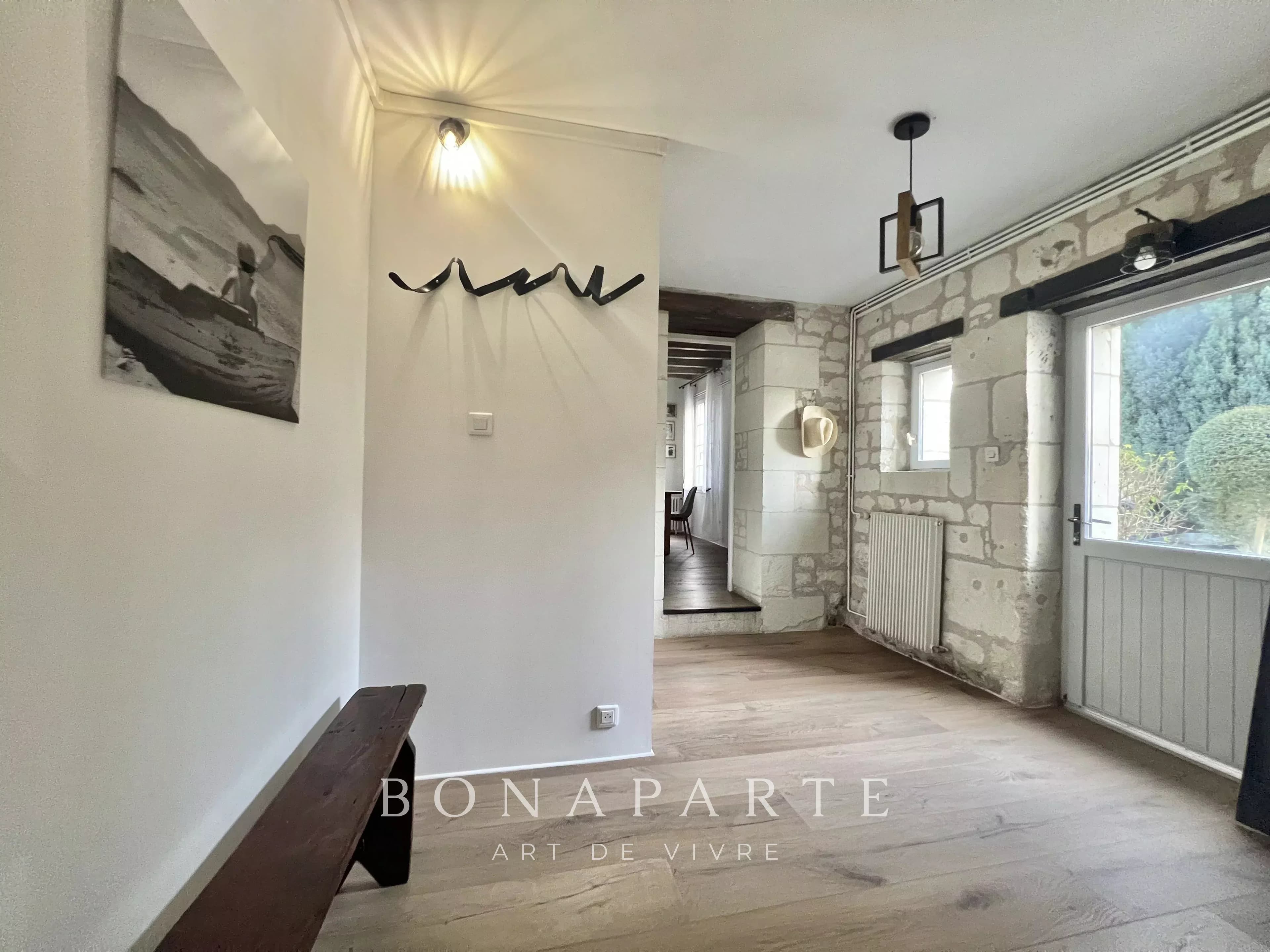 DISTRÉ - MAISON FAMILIALE DE 209 M² / 6 CHAMBRES POSSIBLES - RENOVATION RECENTE - Photo 12