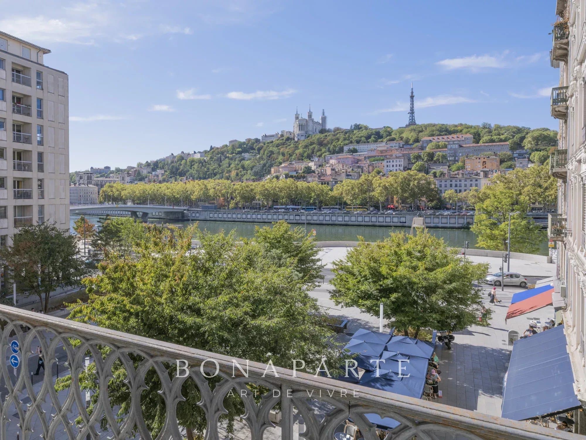 LYON 1ER, APPARTEMENT BOURGEOIS DE CARACTERE, 3 CHAMBRES, VUE FOURVIERE - Photo 1