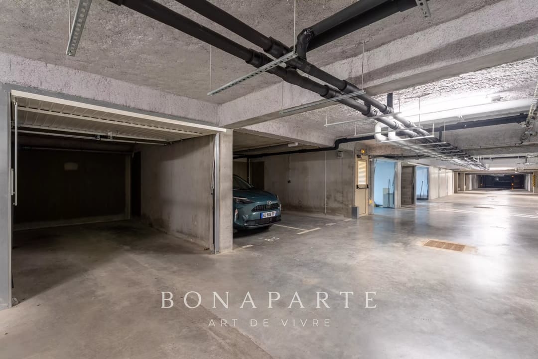 SUPERBE 2 PIÈCES DERNIER ÉTAGE, AVEC BALCON ET PARKING - Photo 13