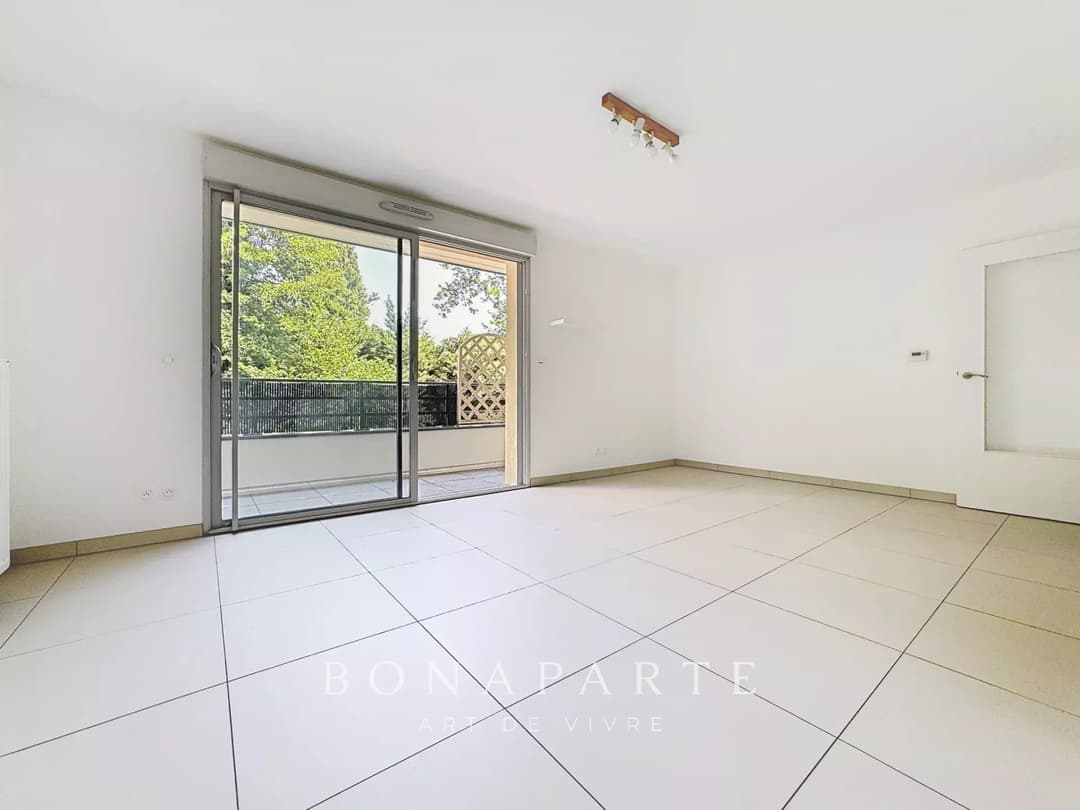 Appartement 3 pièces avec terrasse et parking à Ferney-Voltaire - Photo 11