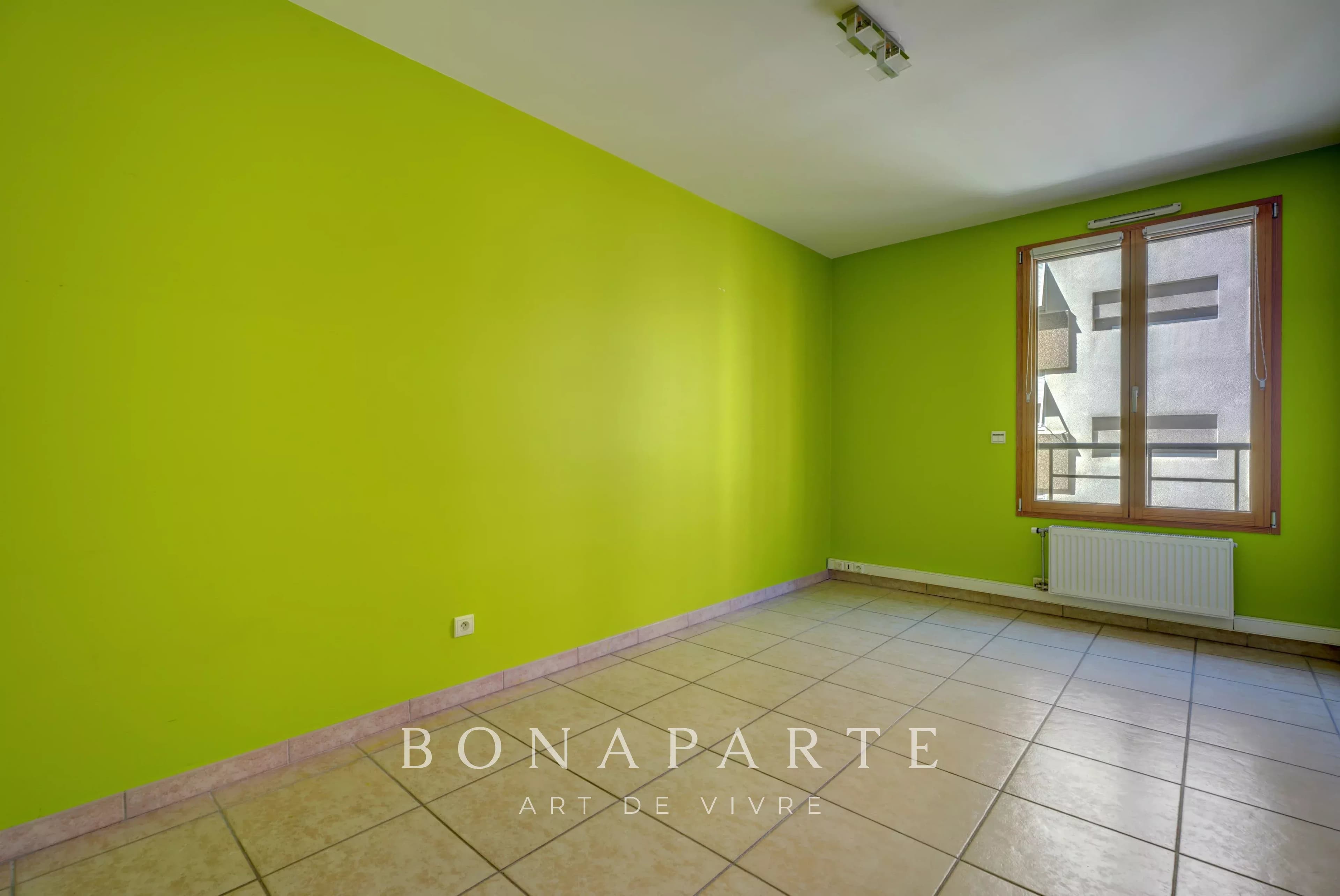 VILLEURBANNE / GRATTECIEL - APPARTEMENT / 3 CHAMBRES - GRAND BALCON A VIVRE - Photo 12