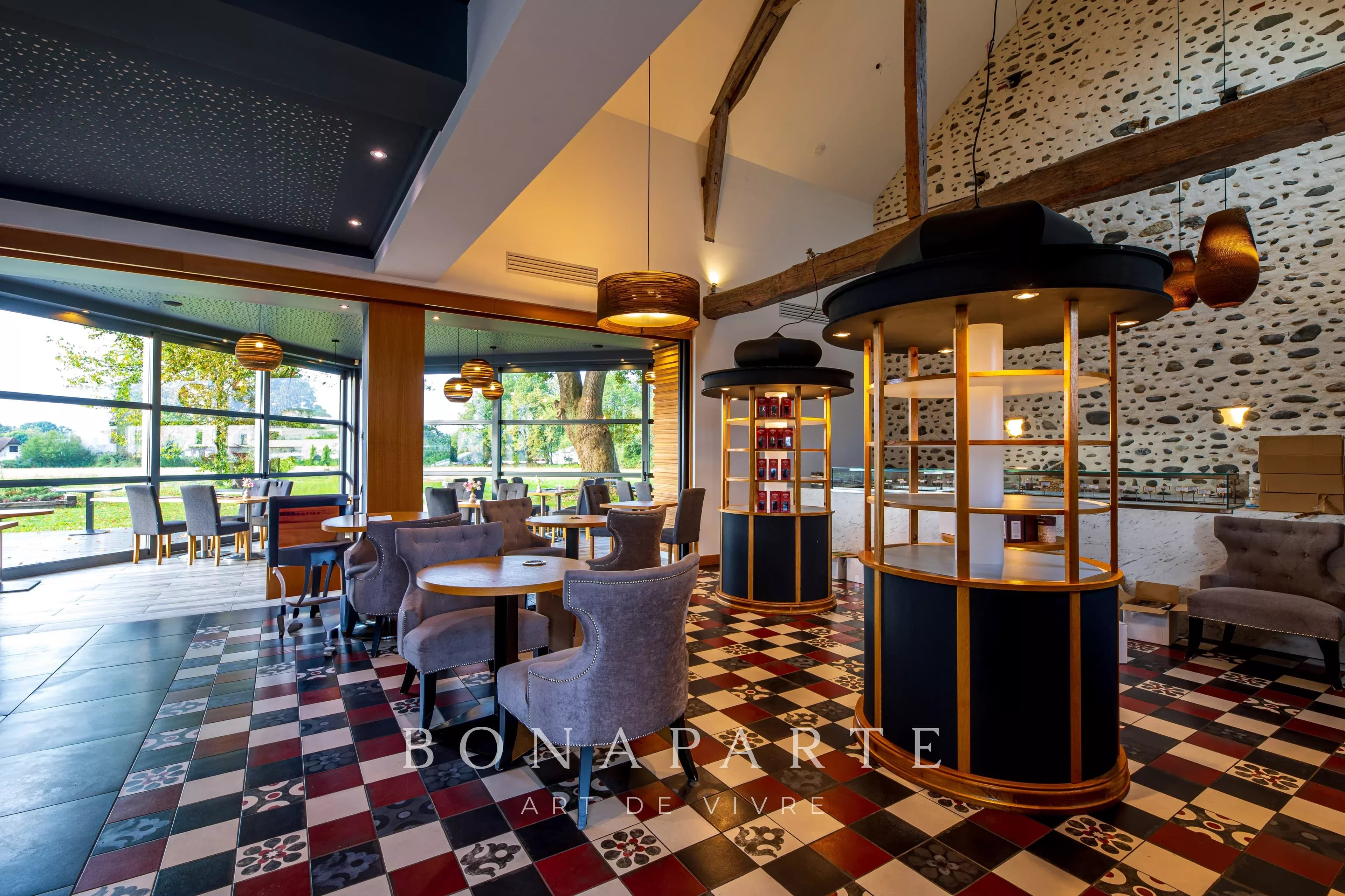 PAU / IDRON – RESTAURANT DE CARACTÈRE AVEC TERRASSE ET PARKING PRIVATIF