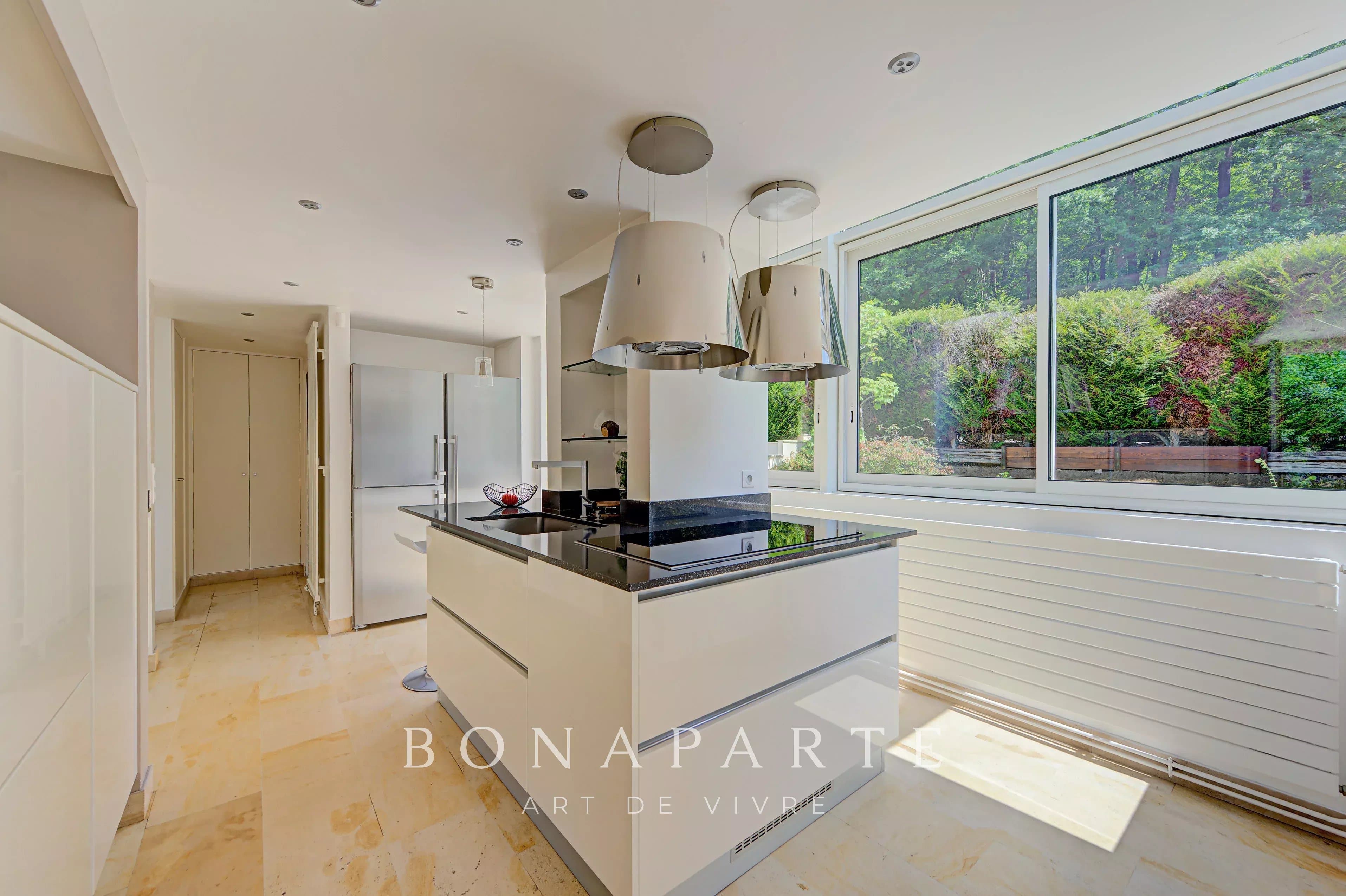 CRESPIÈRES - MAISON CONTEMPORAINE - 260 M² - Photo 10
