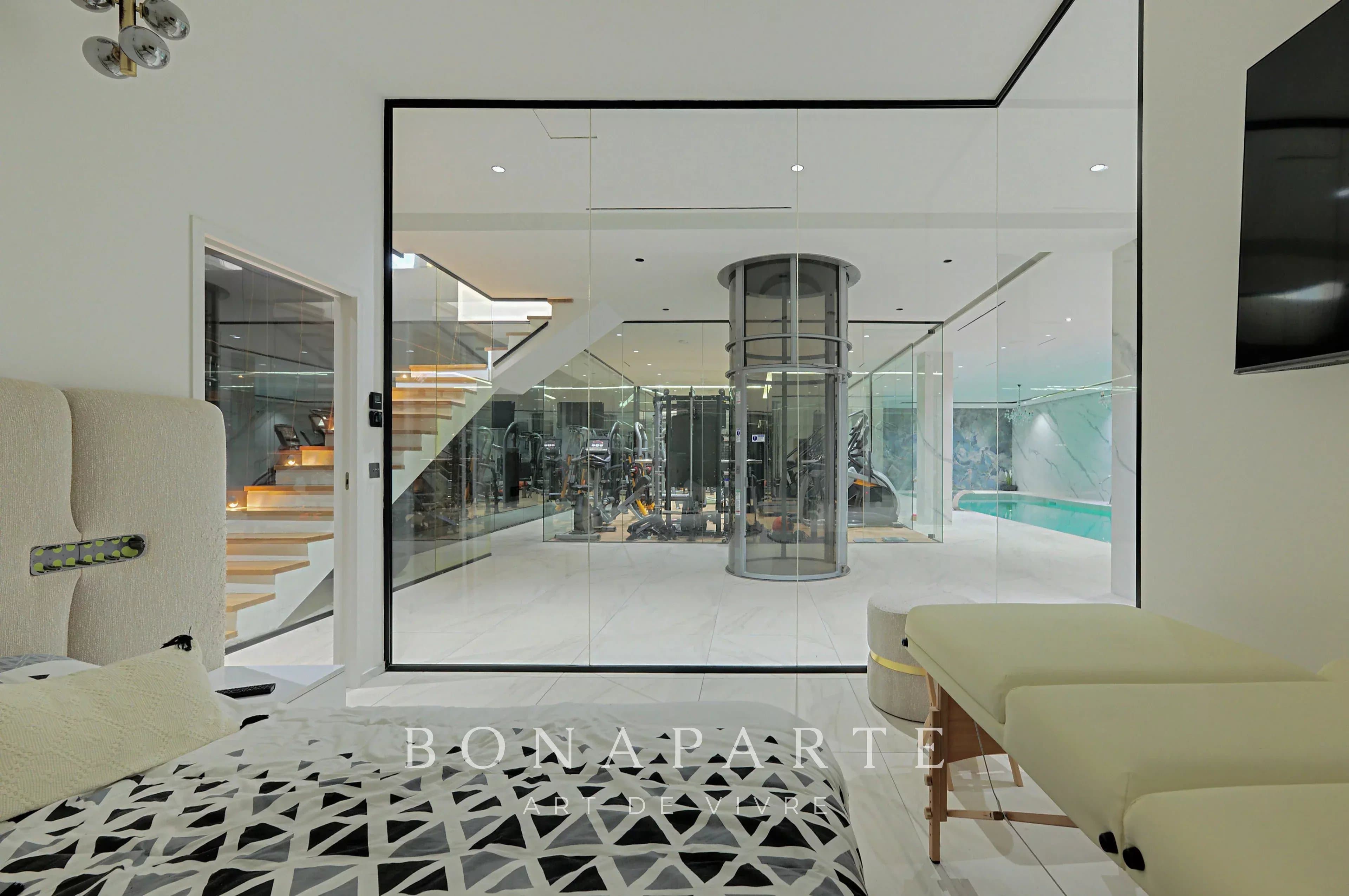 Maison d’exception 561 m² avec piscine intérieure, piscine à débordement et prestations haut de gamme - Photo 23