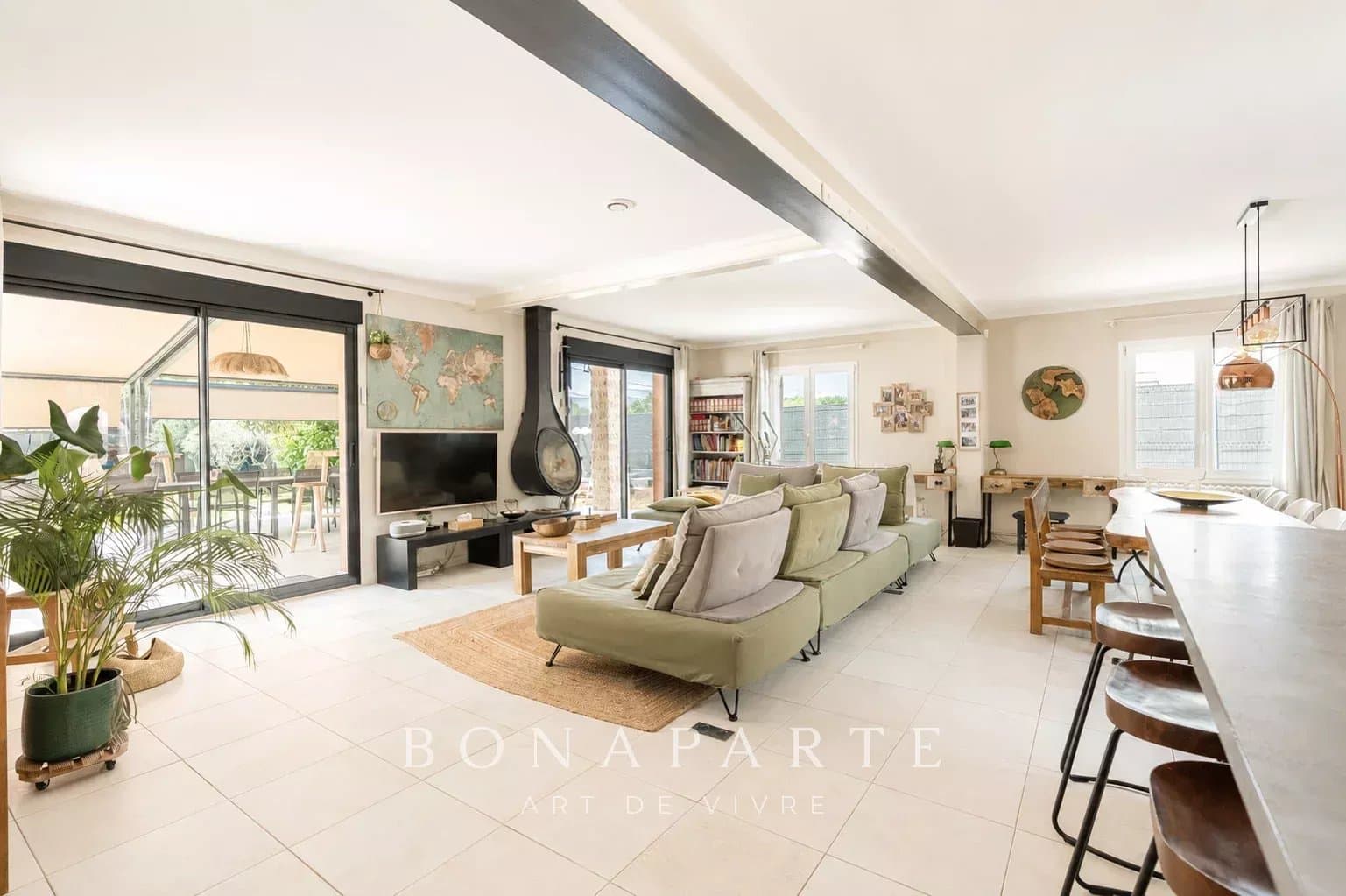 VENTABREN – VILLA CONTEMPORAINE DE PLAIN-PIED AVEC PISCINE CHAUFFÉE ET JACUZZI - Photo 4