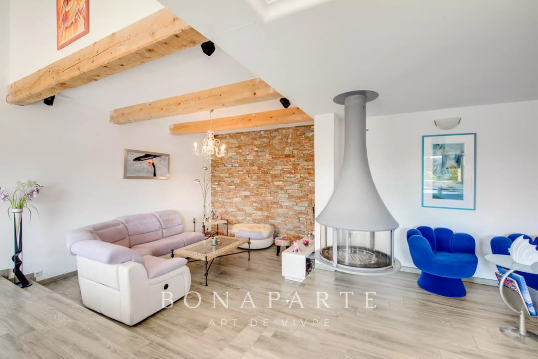 Saint-Raphaël - Superbe villa rénovée avec piscine - Photo 5