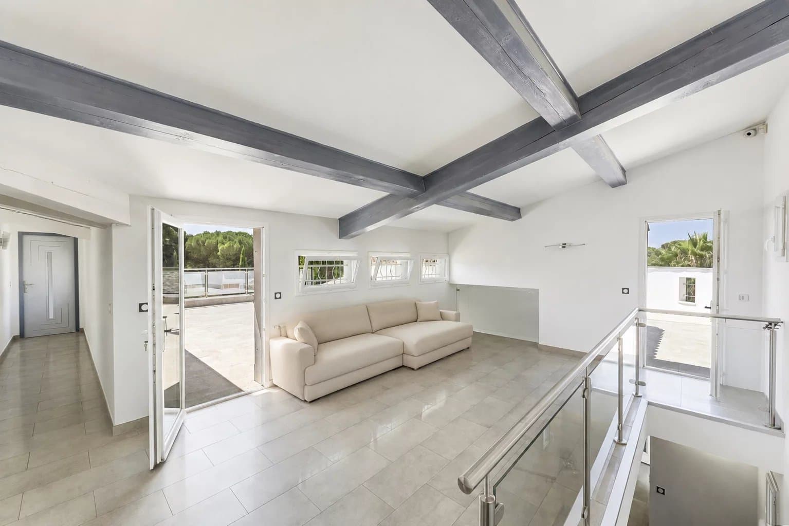 ROQUEBRUNE-SUR-ARGENS - NOUVEAUTÉ EXCLUSIVITÉ PROPRIÉTÉ AUX PRESTATIONS HAUT DE GAMME - Photo 17