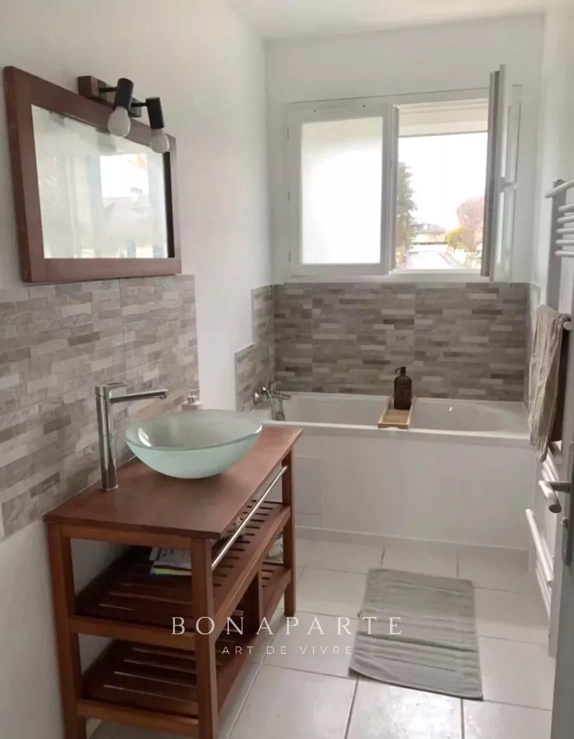 Spacieuse maison 6 chambres avec piscine à Lescar - Photo 4